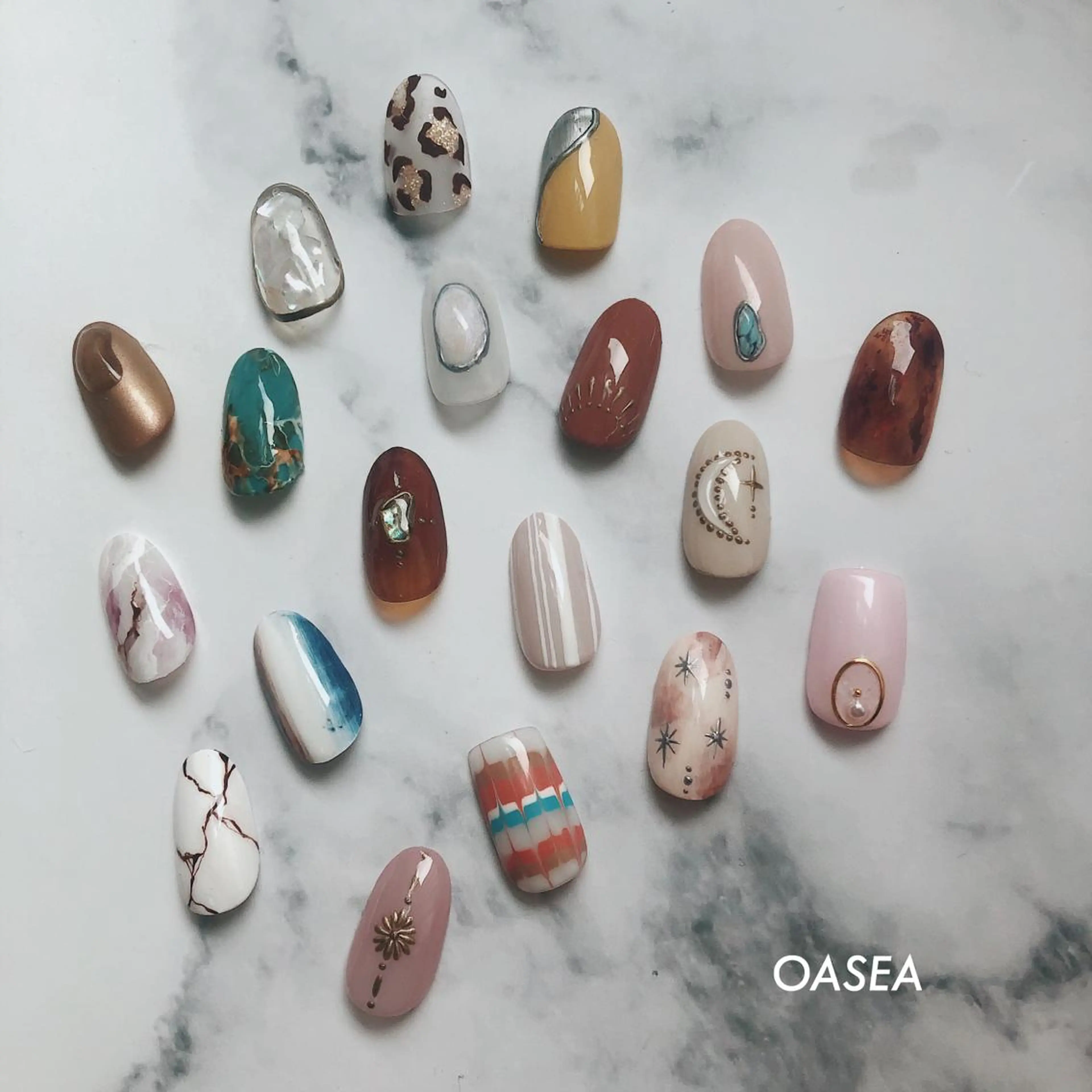 ネイル ハンドネイル 🌞💜 KAORI 🌴のネイルデザイン