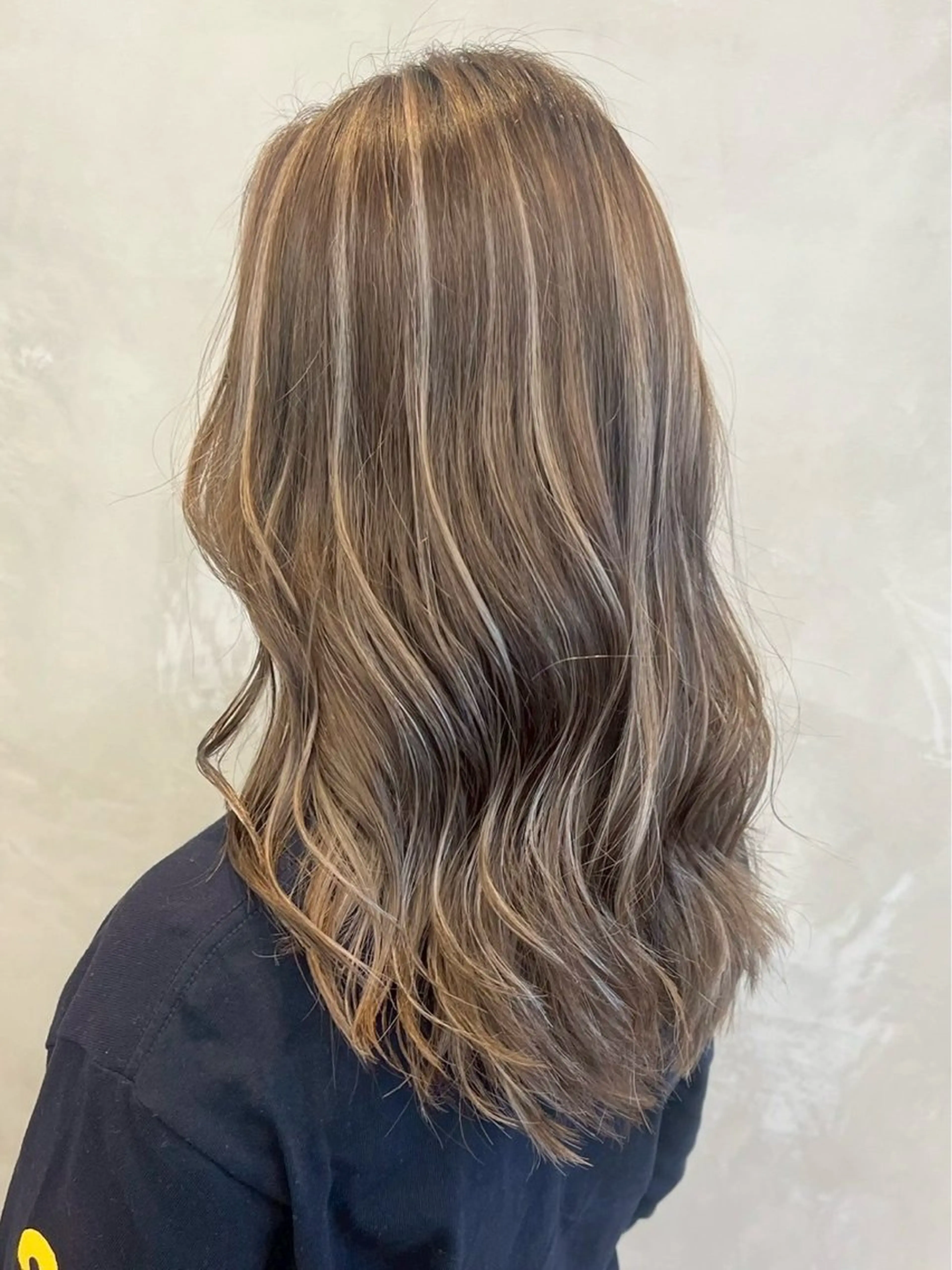 ロング カラー elima横浜西口所属・fifth/シン🌿 透明感カラー/パーマのヘアスタイル