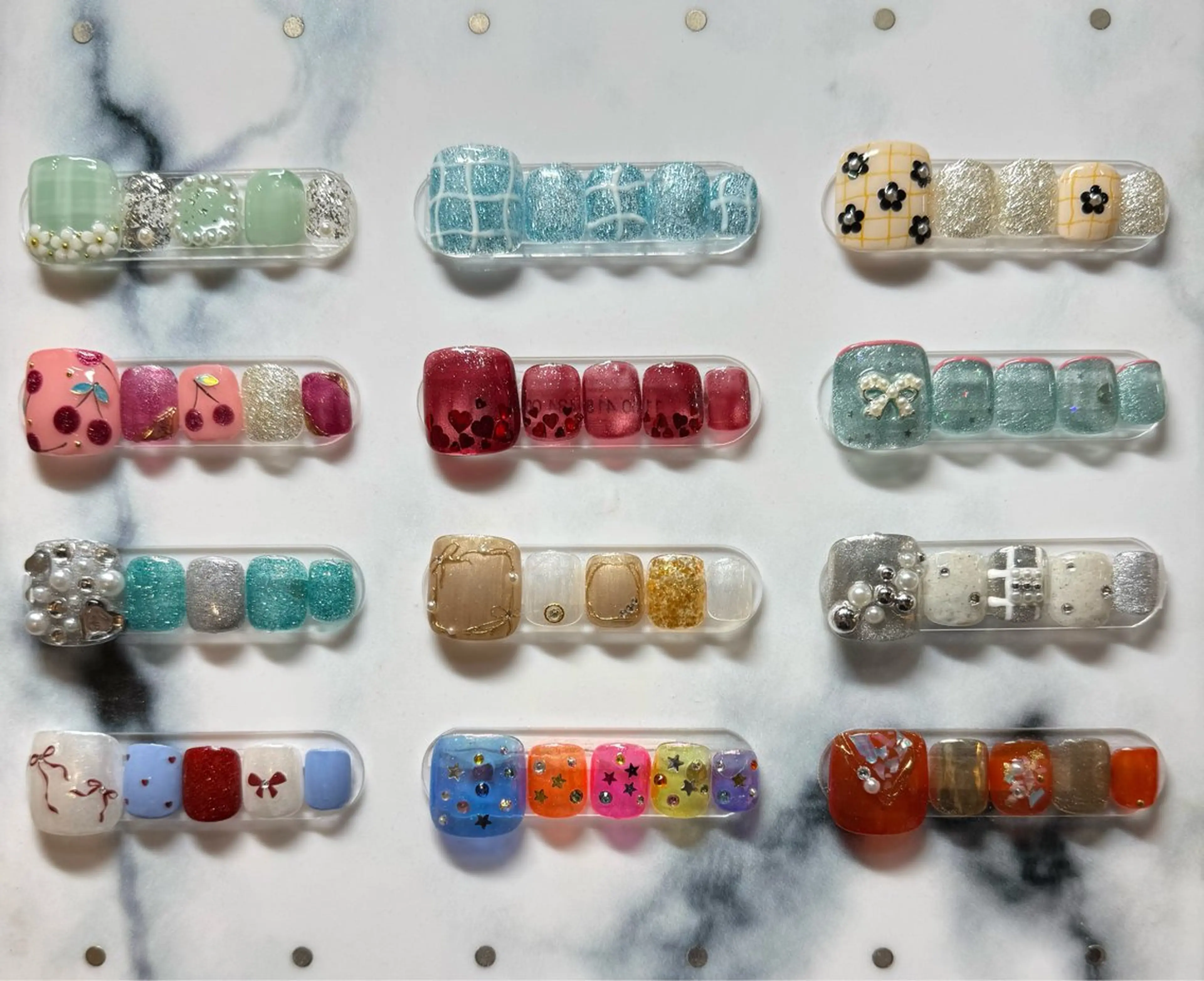 ネイル フットネイル Arai 🫧のネイルデザイン