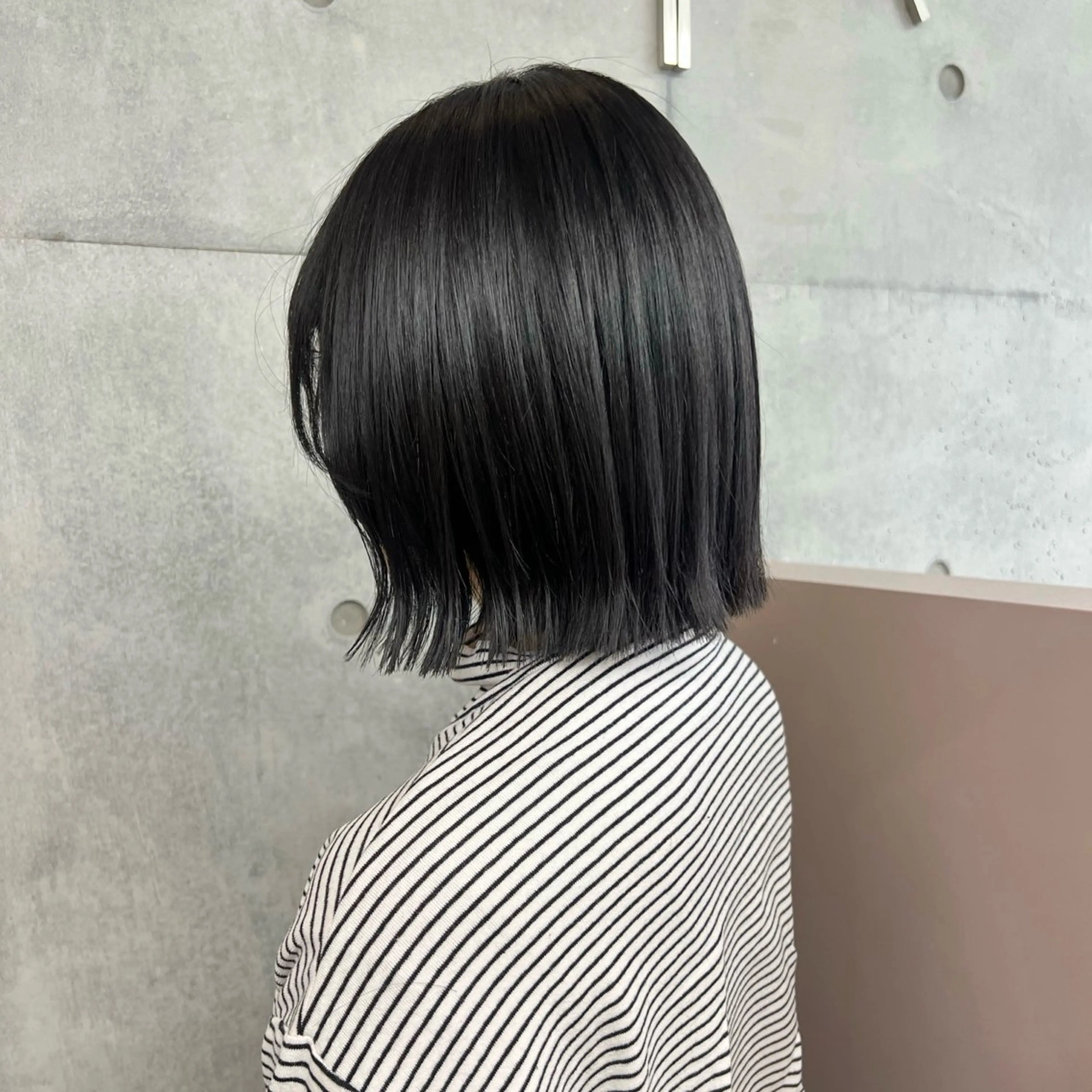 ミディアム ボブ カット カコ/レイヤーカット ヘアアレンジのヘアスタイル