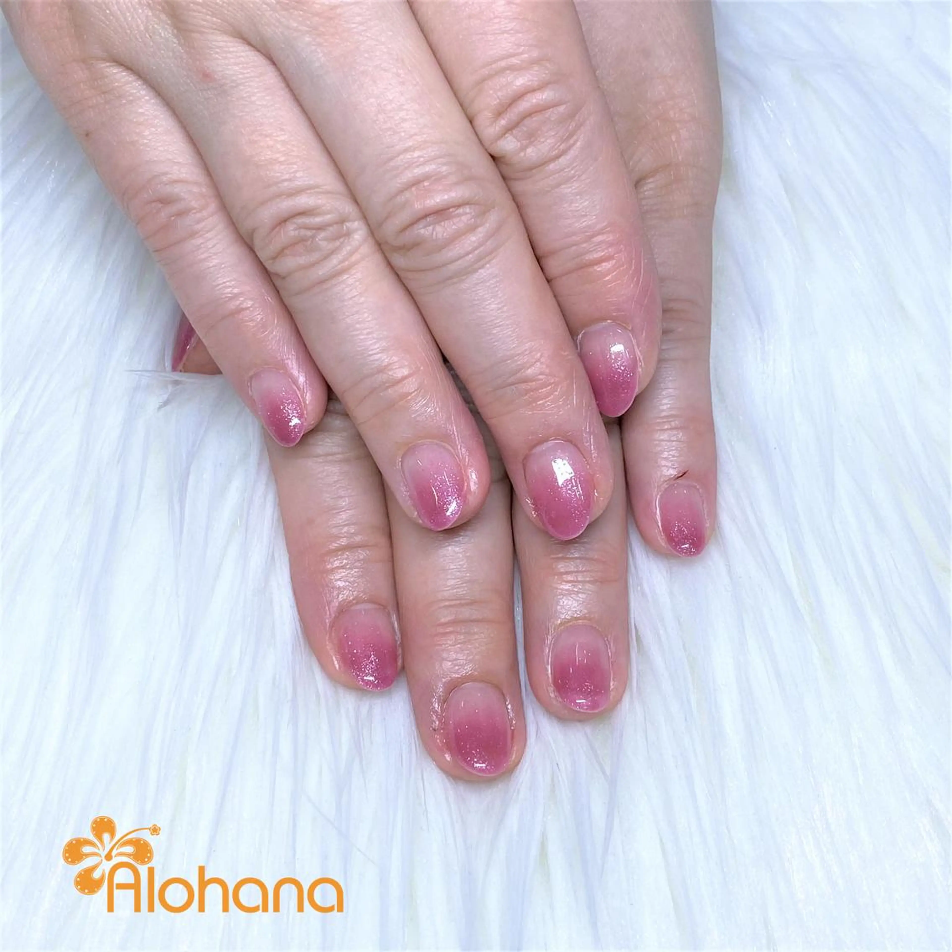 ネイル グラデーション Alohana Minaのネイルデザイン