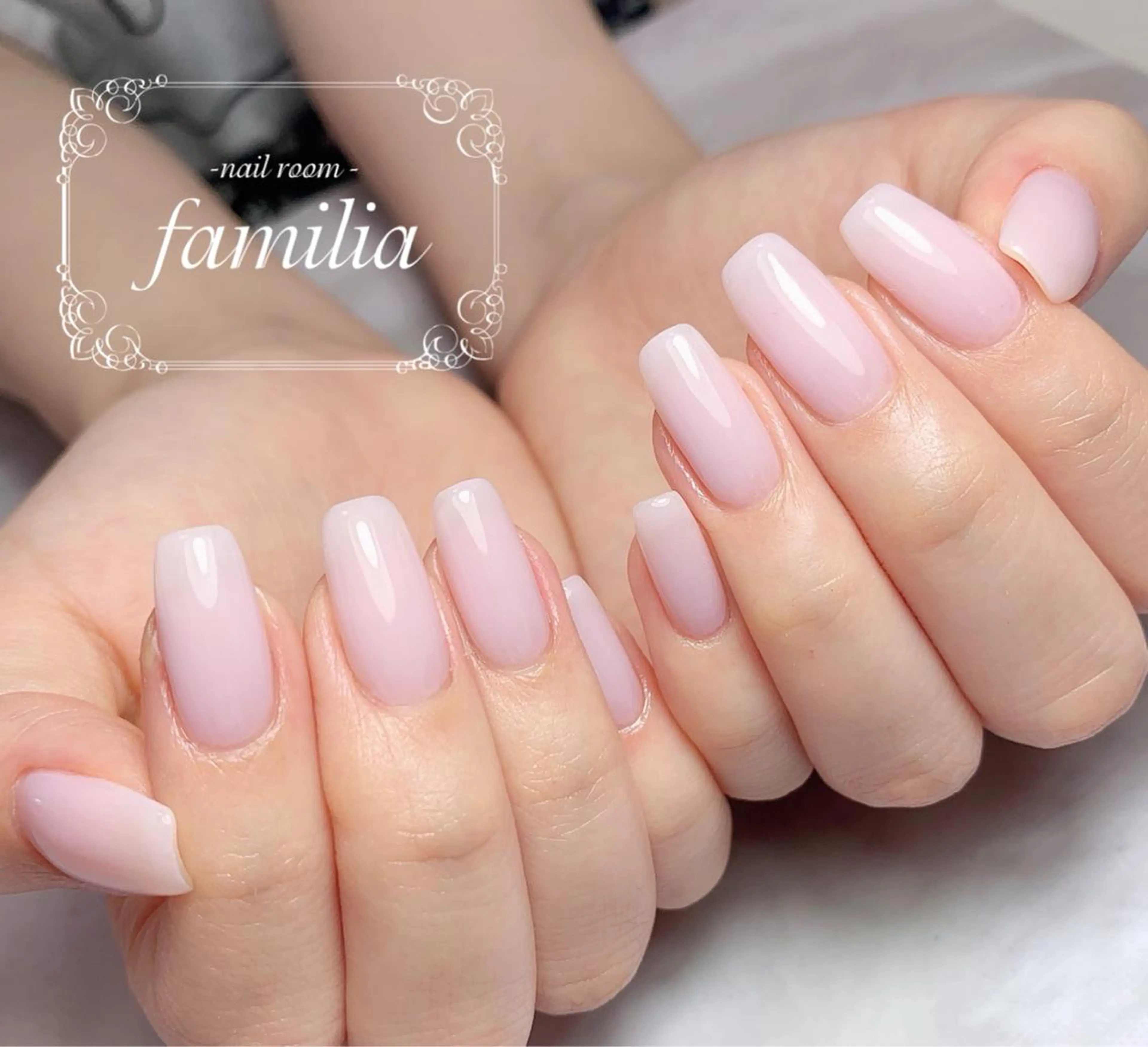 ネイル ハンドネイル -nailroom- familiaのネイルデザイン