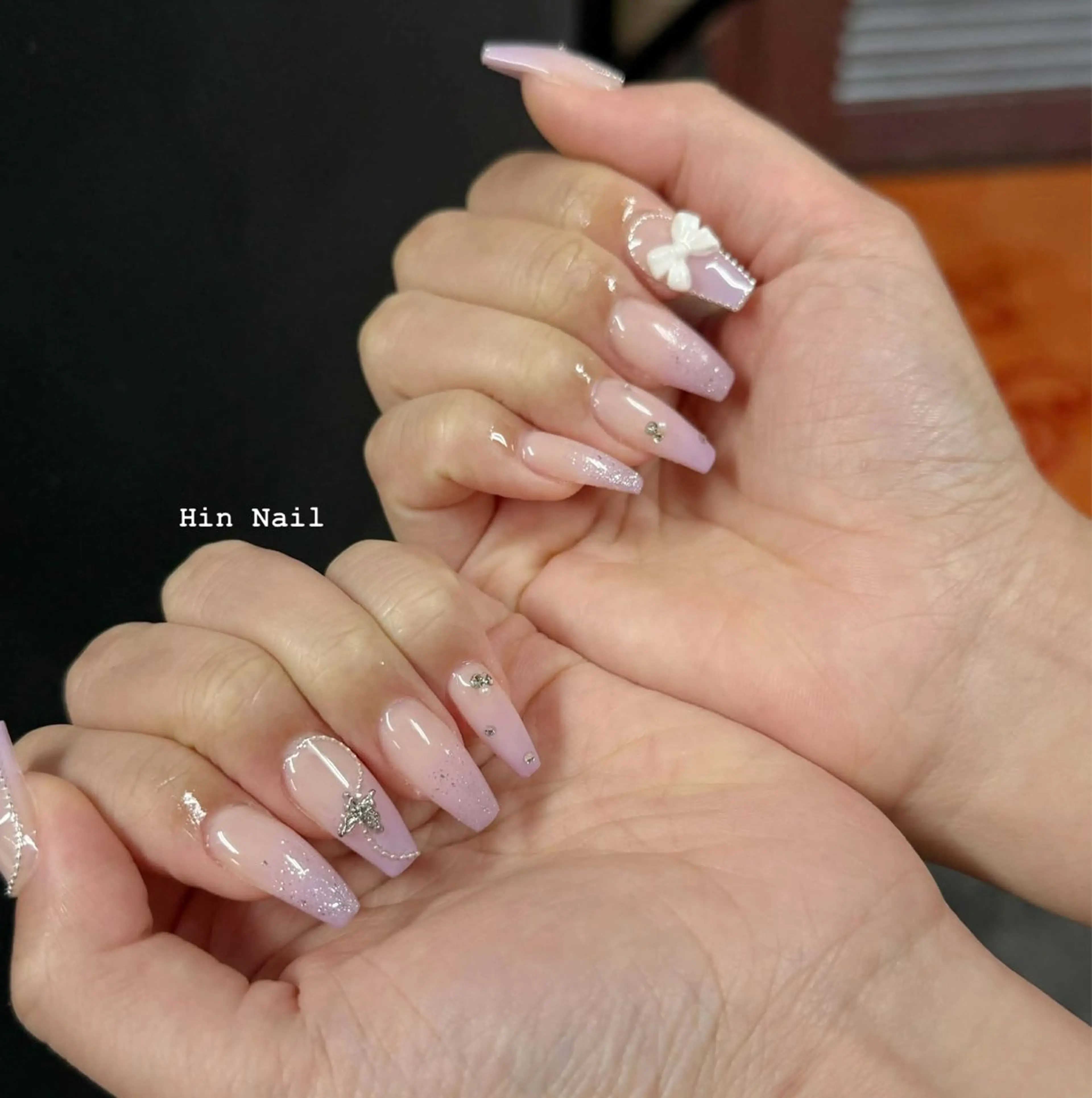 ネイル ハンドネイル HIN NAILのネイルデザイン