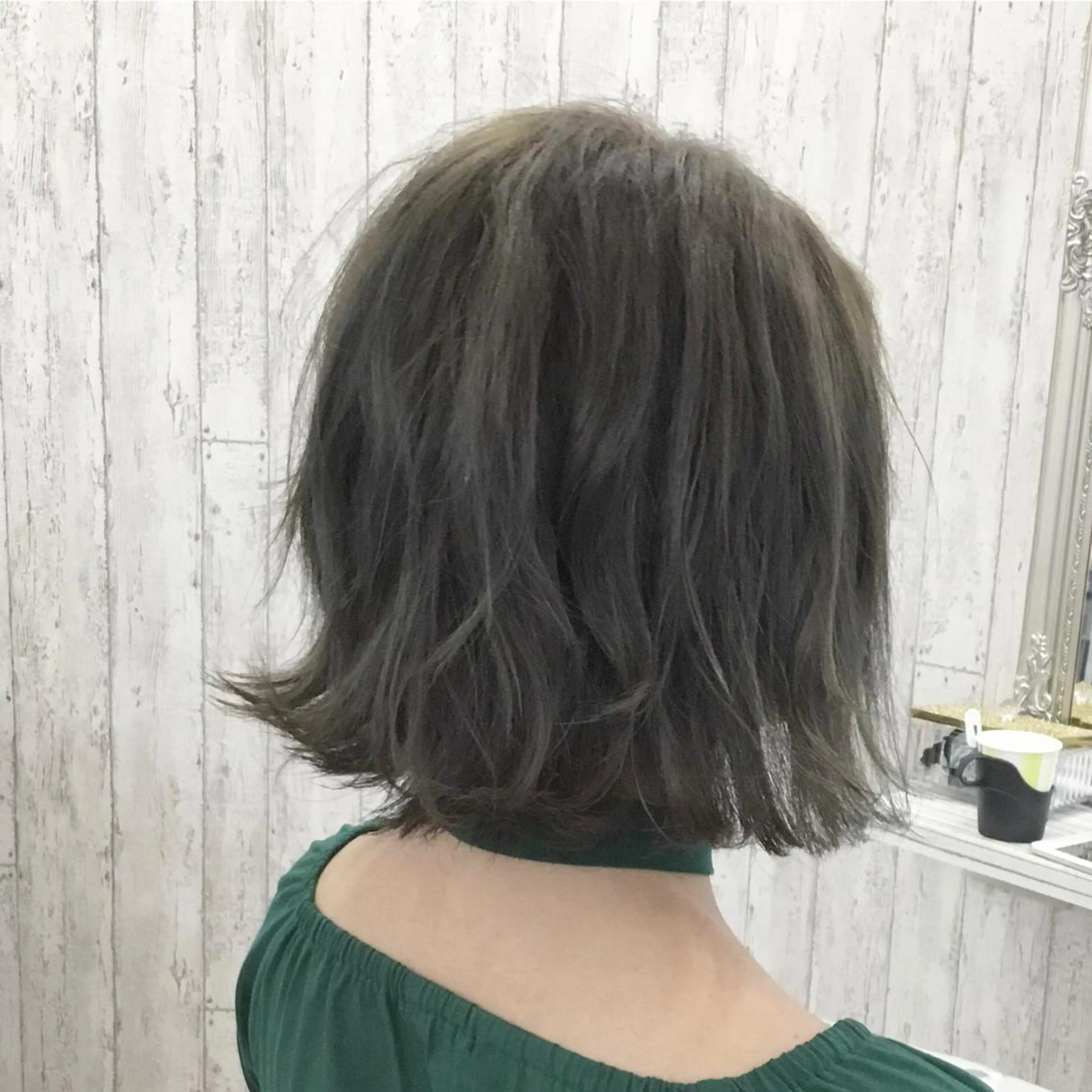 ショート カラー アッシュ アッシュグレー アッシュグレージュ グレージュ ショートヘア kazufumi ..のヘアスタイル