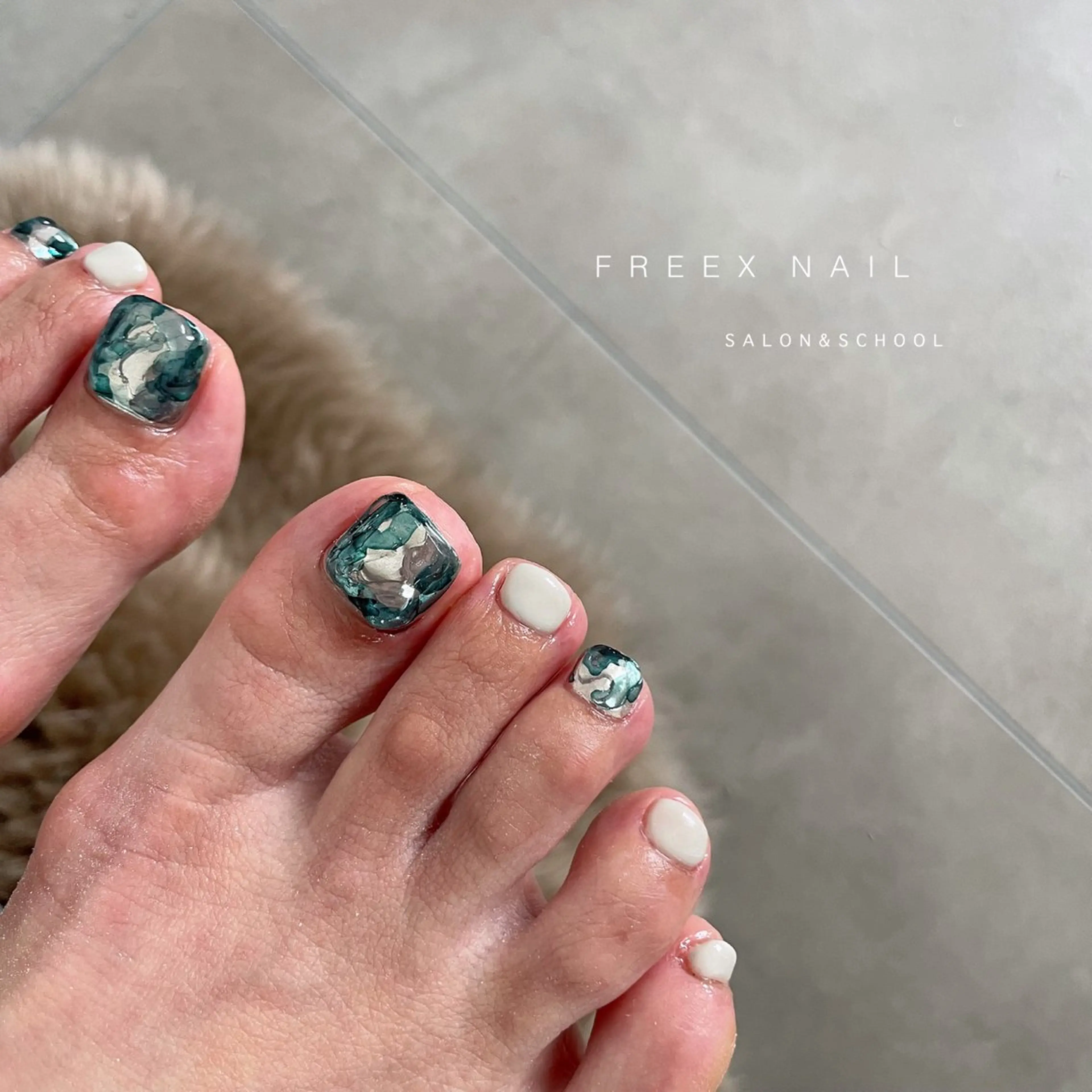 ネイル ニュアンスネイル フットネイル freex nail /ニュアンス/個性派のネイルデザイン