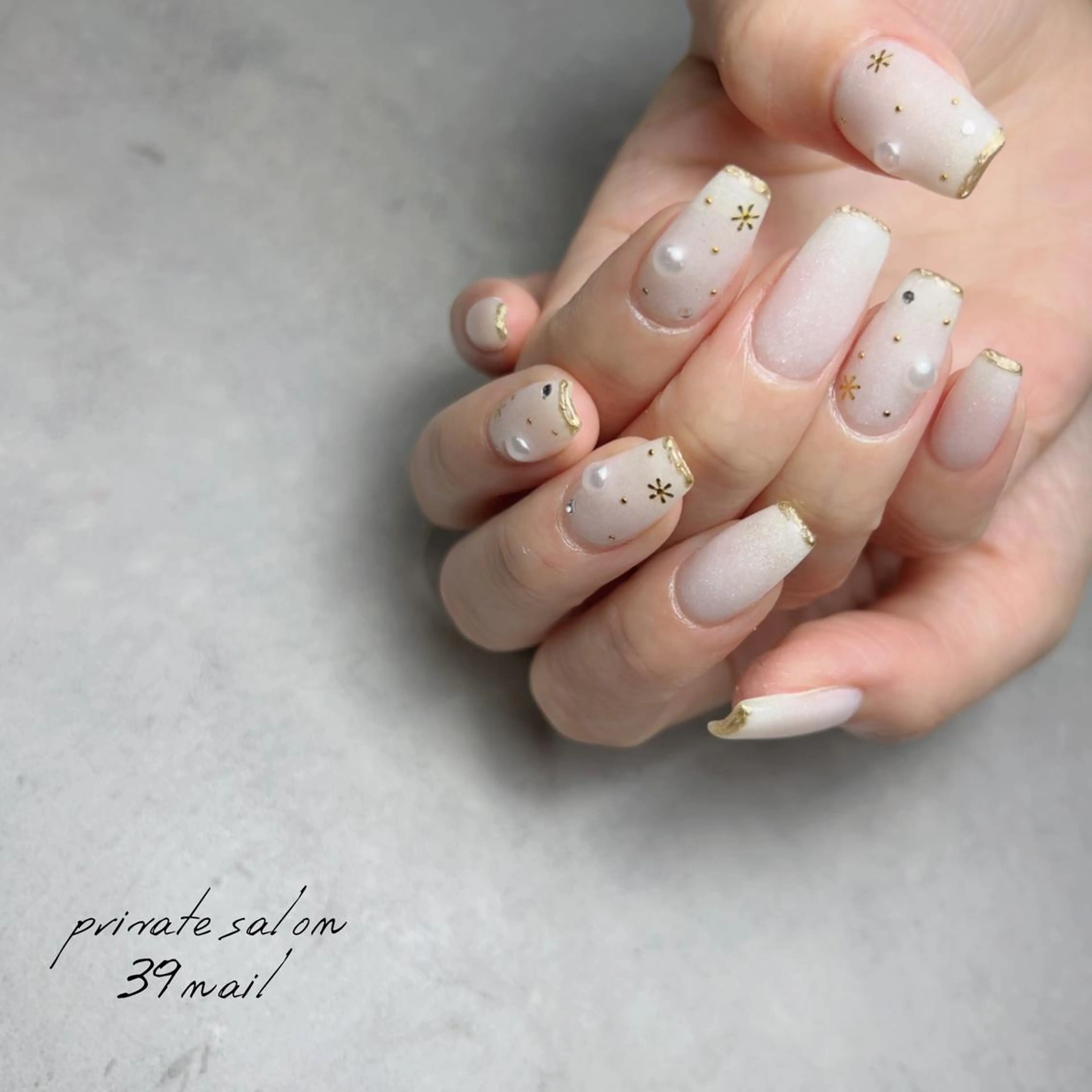 ミディアム ネイル ハンドネイル 京橋 【39nail】のネイルデザイン