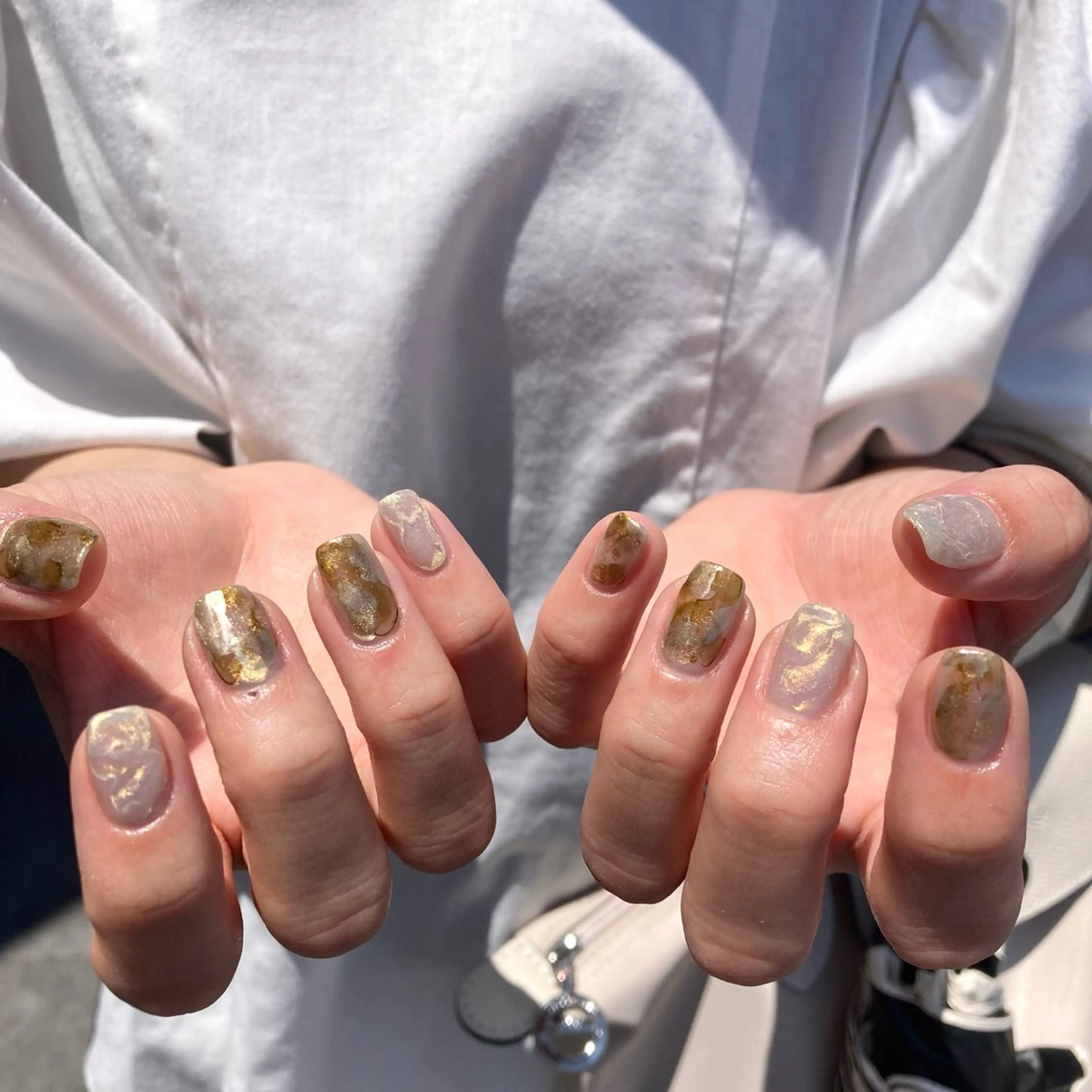 ネイル 𓂃toi. 儚げnuanceのネイルデザイン