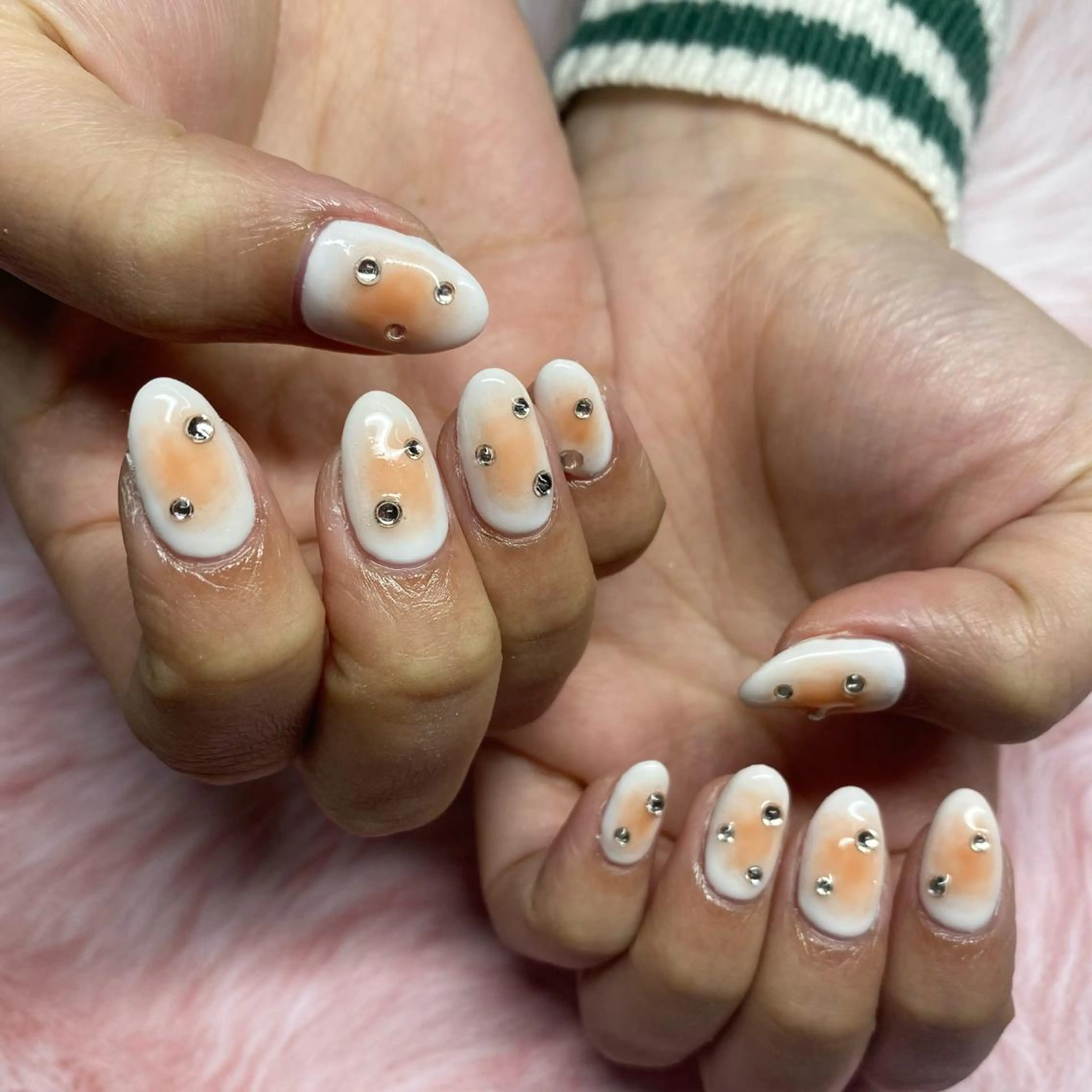 ネイル NailSalon  Ristar所属・Aino 🤍のネイルデザイン