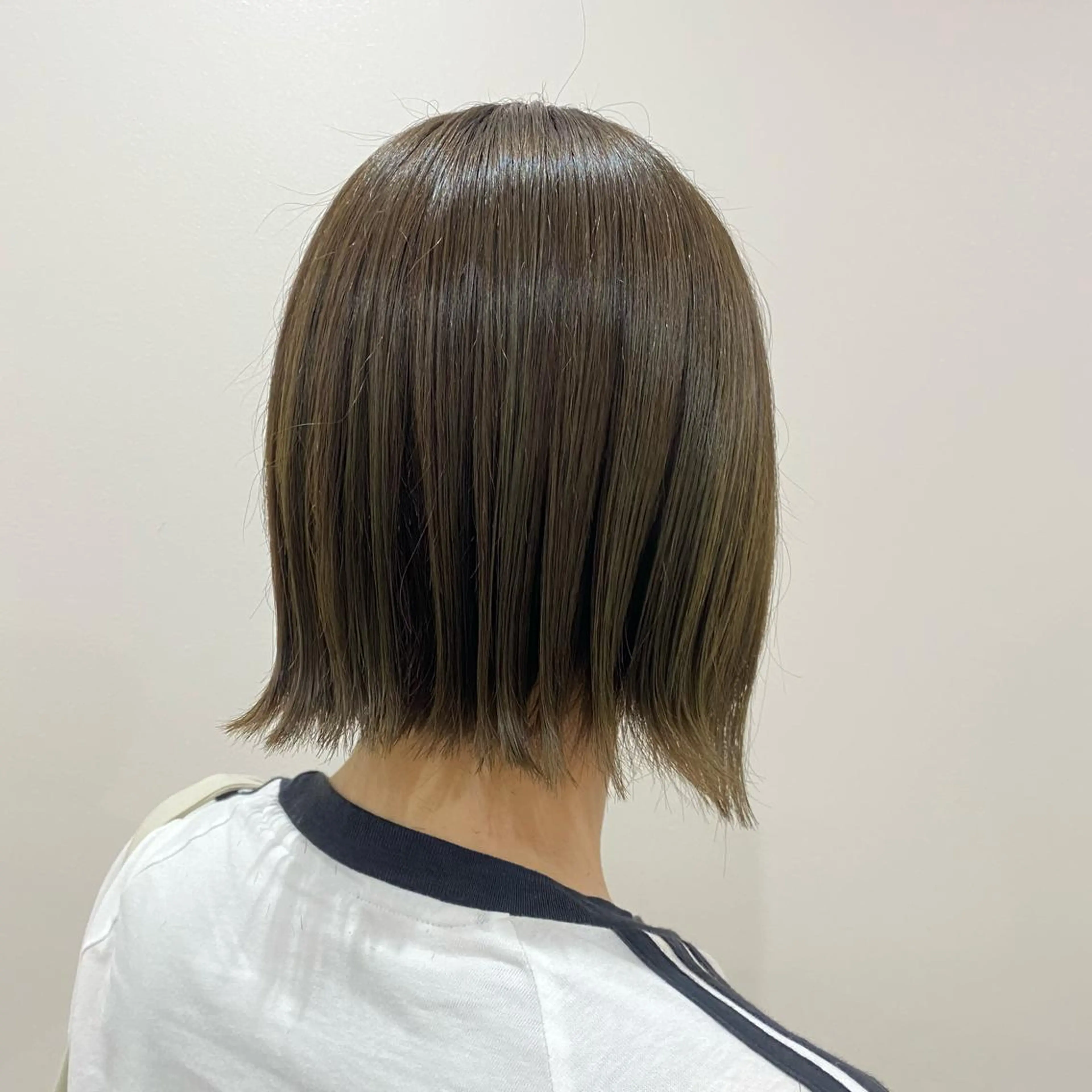 ショート カラー マンツーマン女性 美容師 奏のヘアスタイル