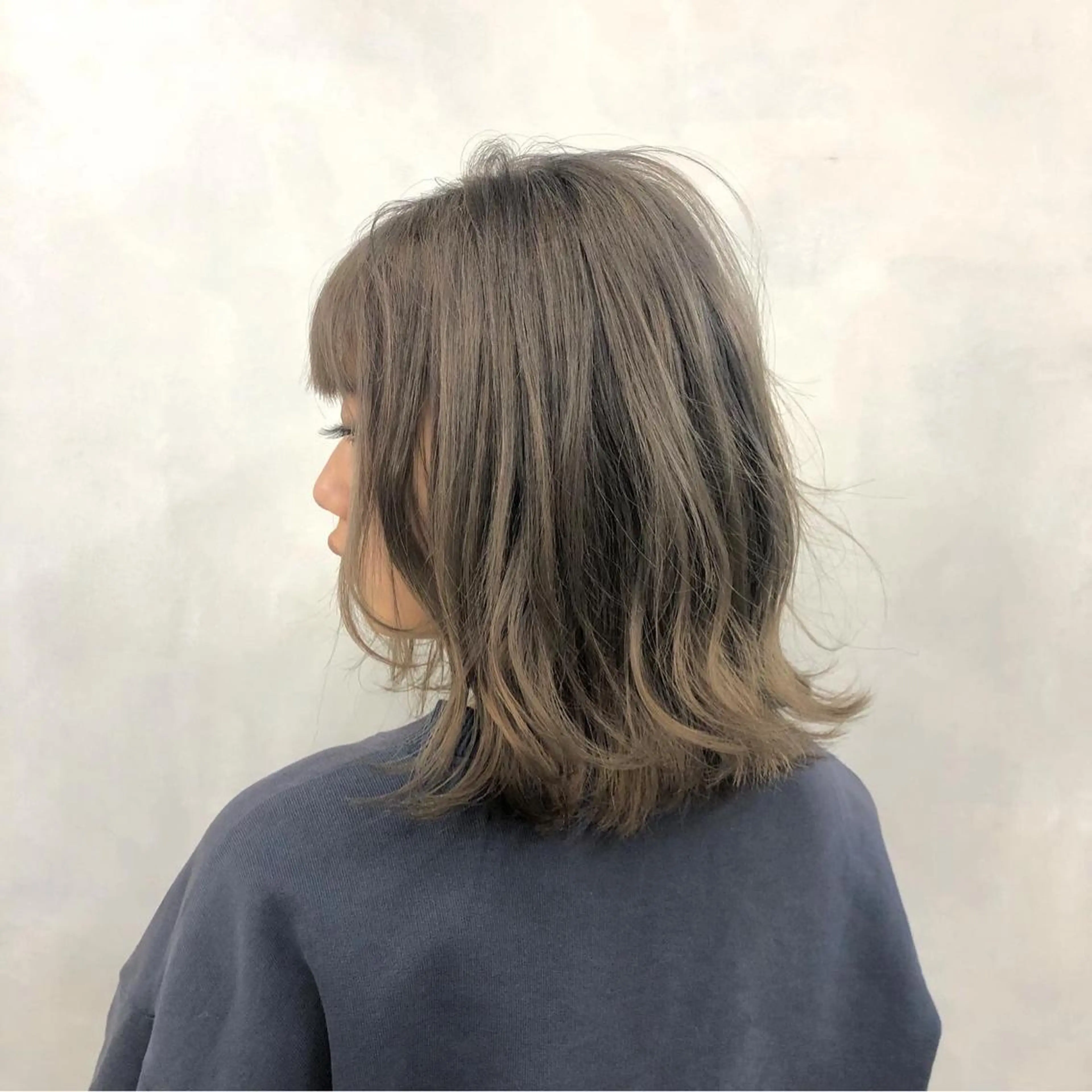 ミディアム ヘアカラー 🌸ハイトーン 新田　廉 🌸のヘアスタイル