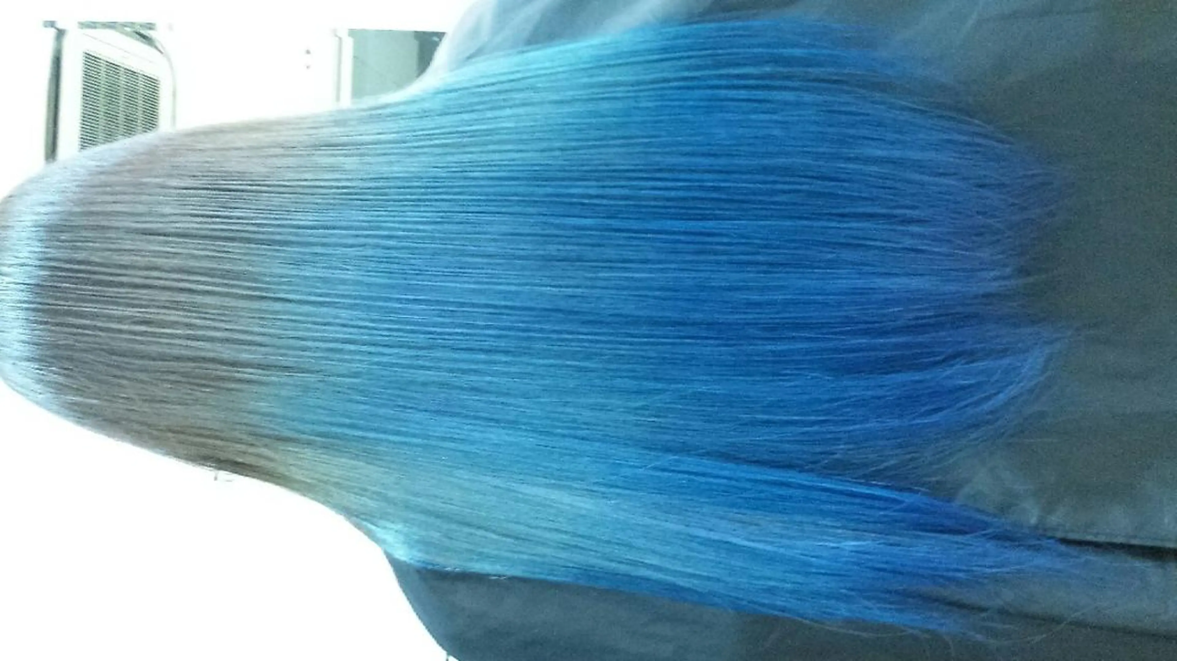 ロング カラー ブリーチ ブルーカラー グレージュ トリートメント 大久保 隆蔵のヘアスタイル