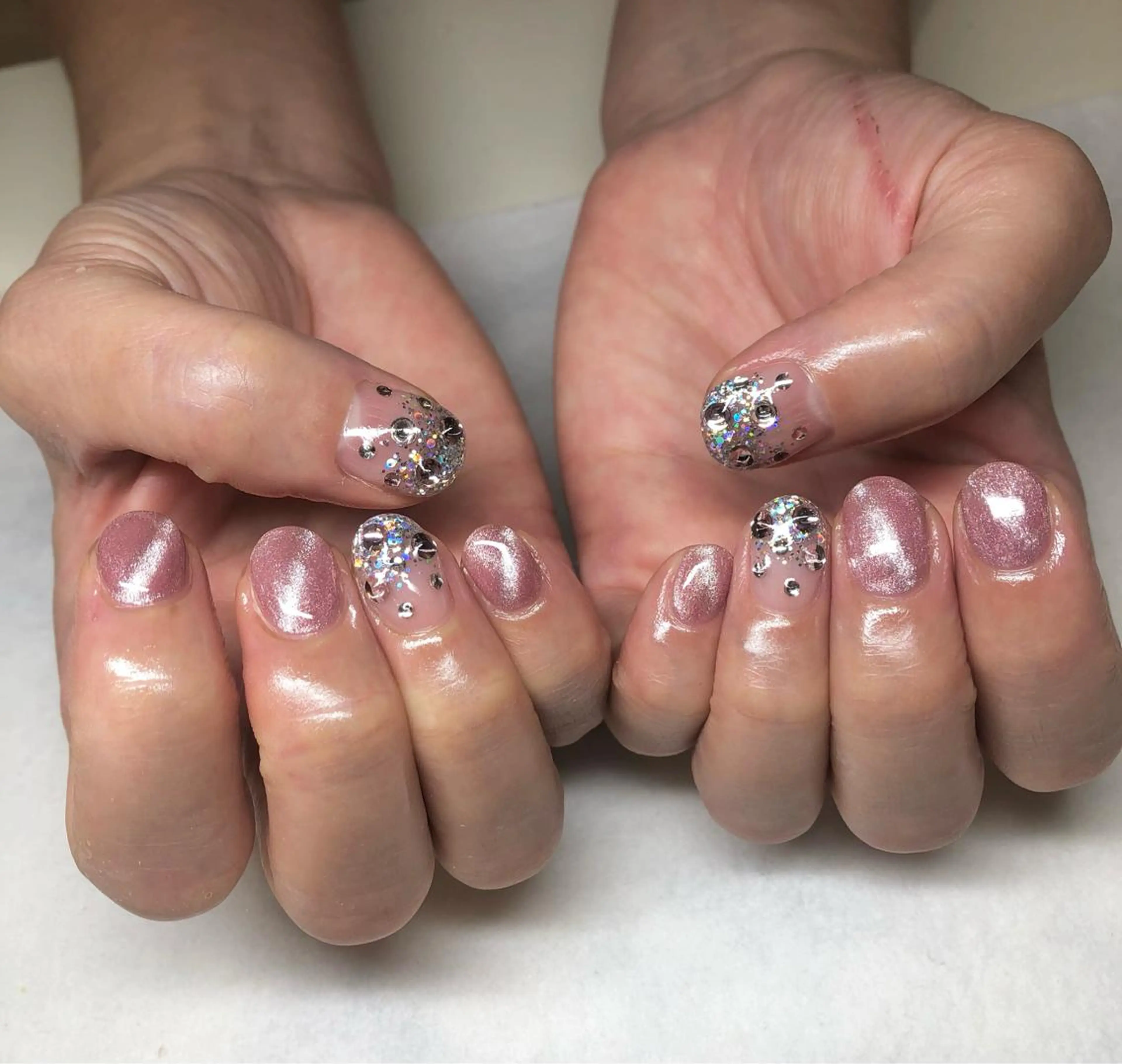 ネイル キラキラネイル マグネットネイル ストーンネイル いちじゅう あおいのネイルデザイン