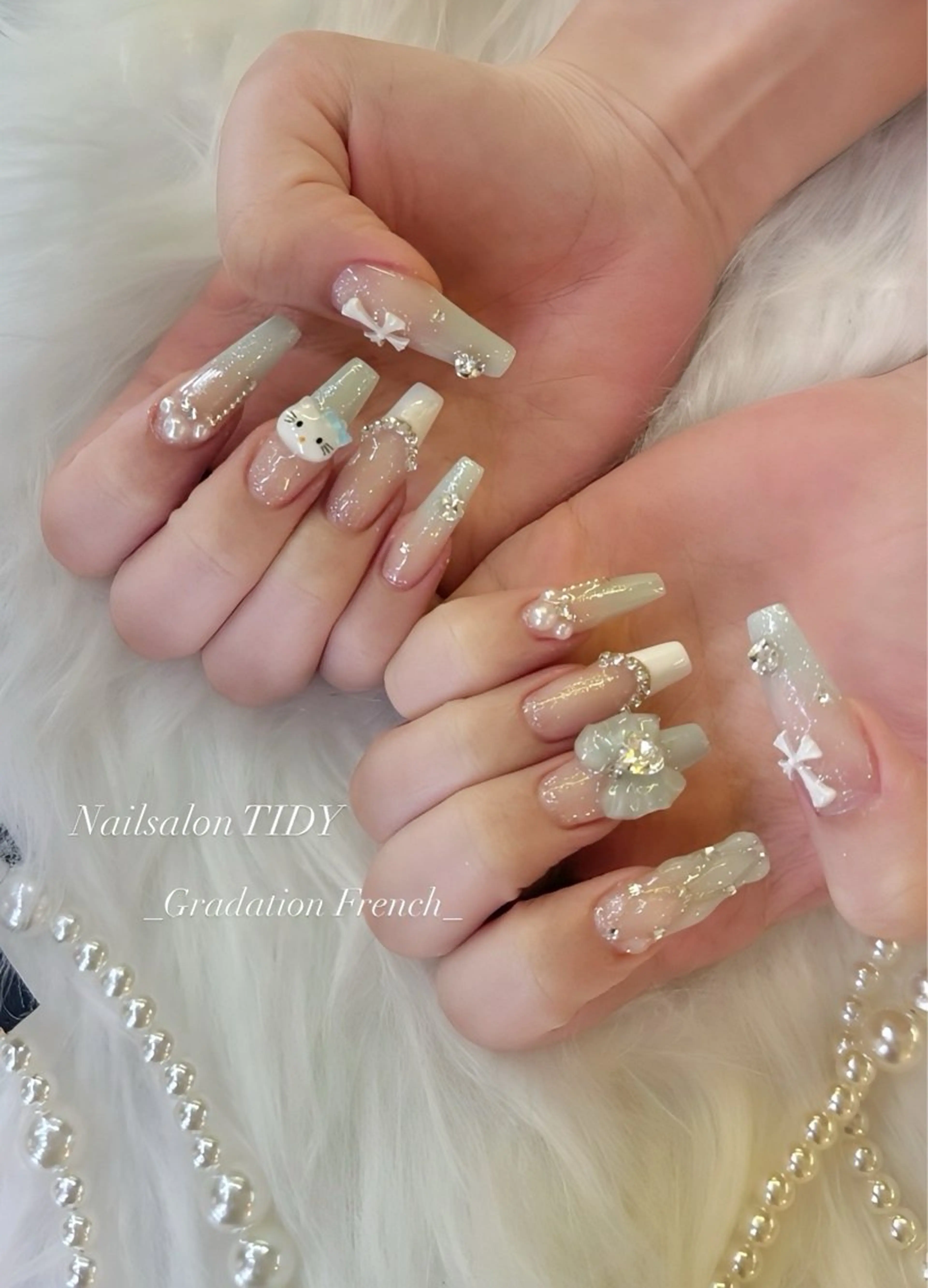 ネイル フットネイル ジェルネイル キラキラネイル 韓国ネイル マグネットネイル ハンドネイル TIDY .のネイルデザイン