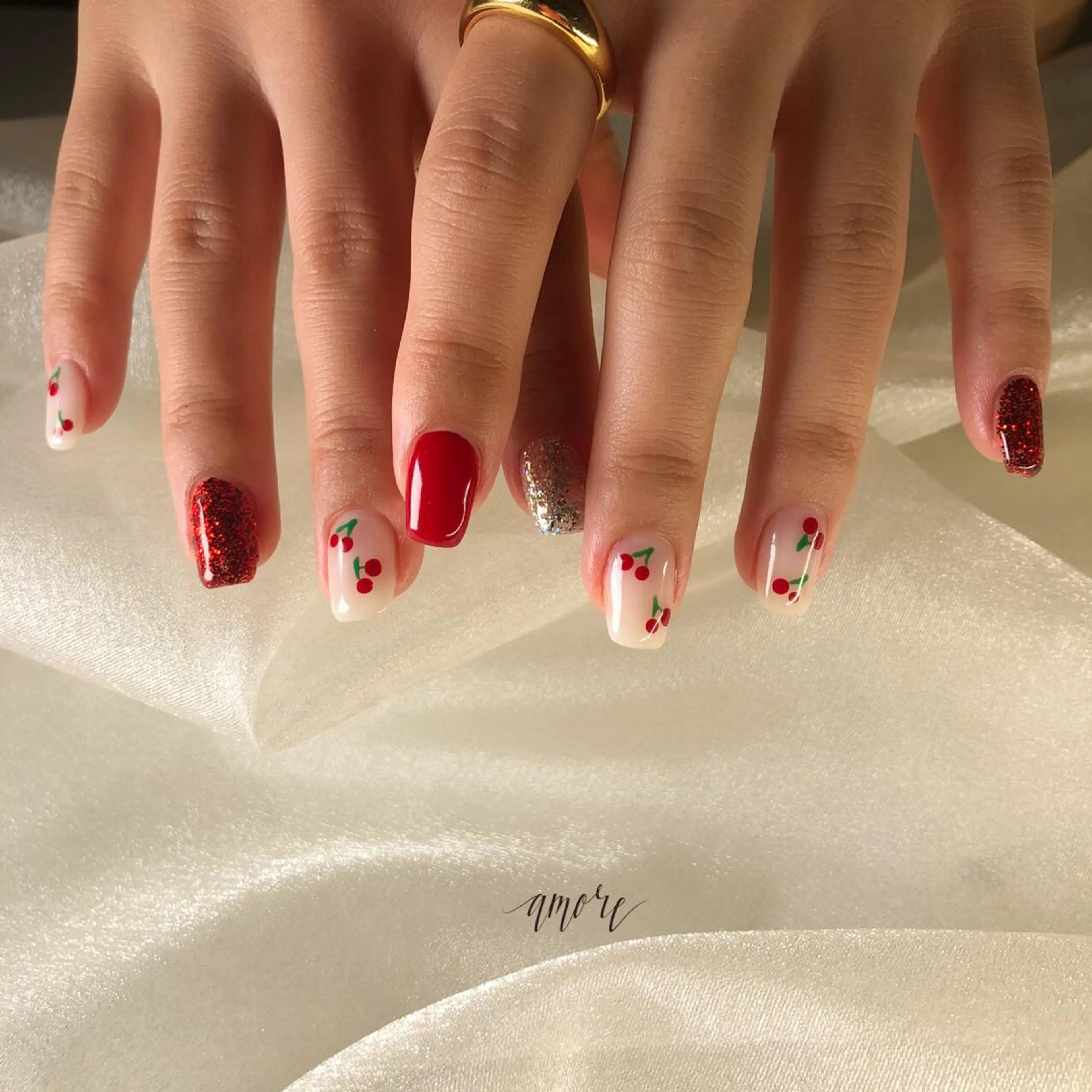 ネイル ジェルネイル 氷ネイル・うるうるネイル マグネットネイル ミラーネイル ニュアンスネイル You kyehwaのネイルデザイン