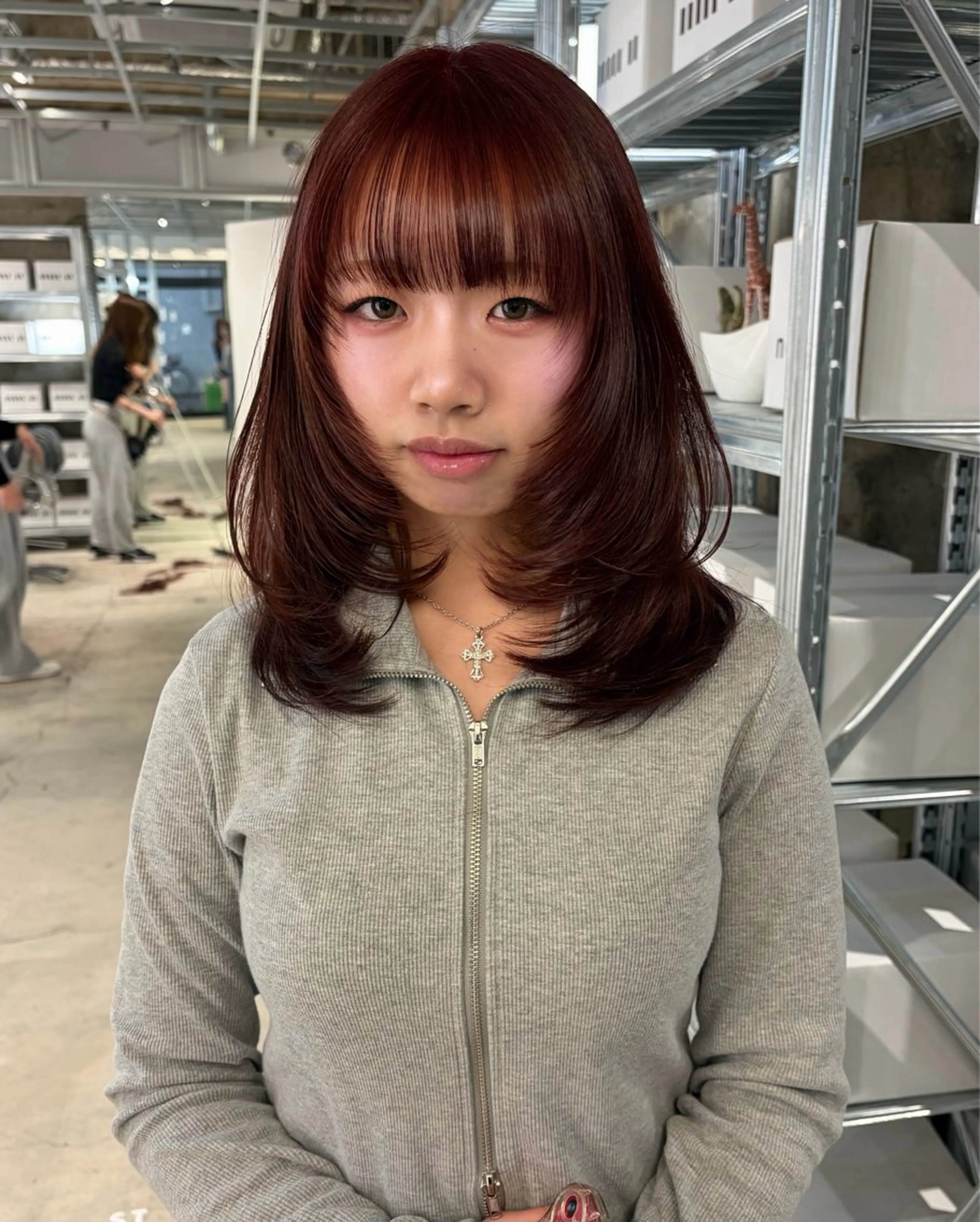 ミディアム カラー カット ヘアカラー トリートメント ダブルカラー/レイヤ ーカット 🤍ゆきなのヘアスタイル