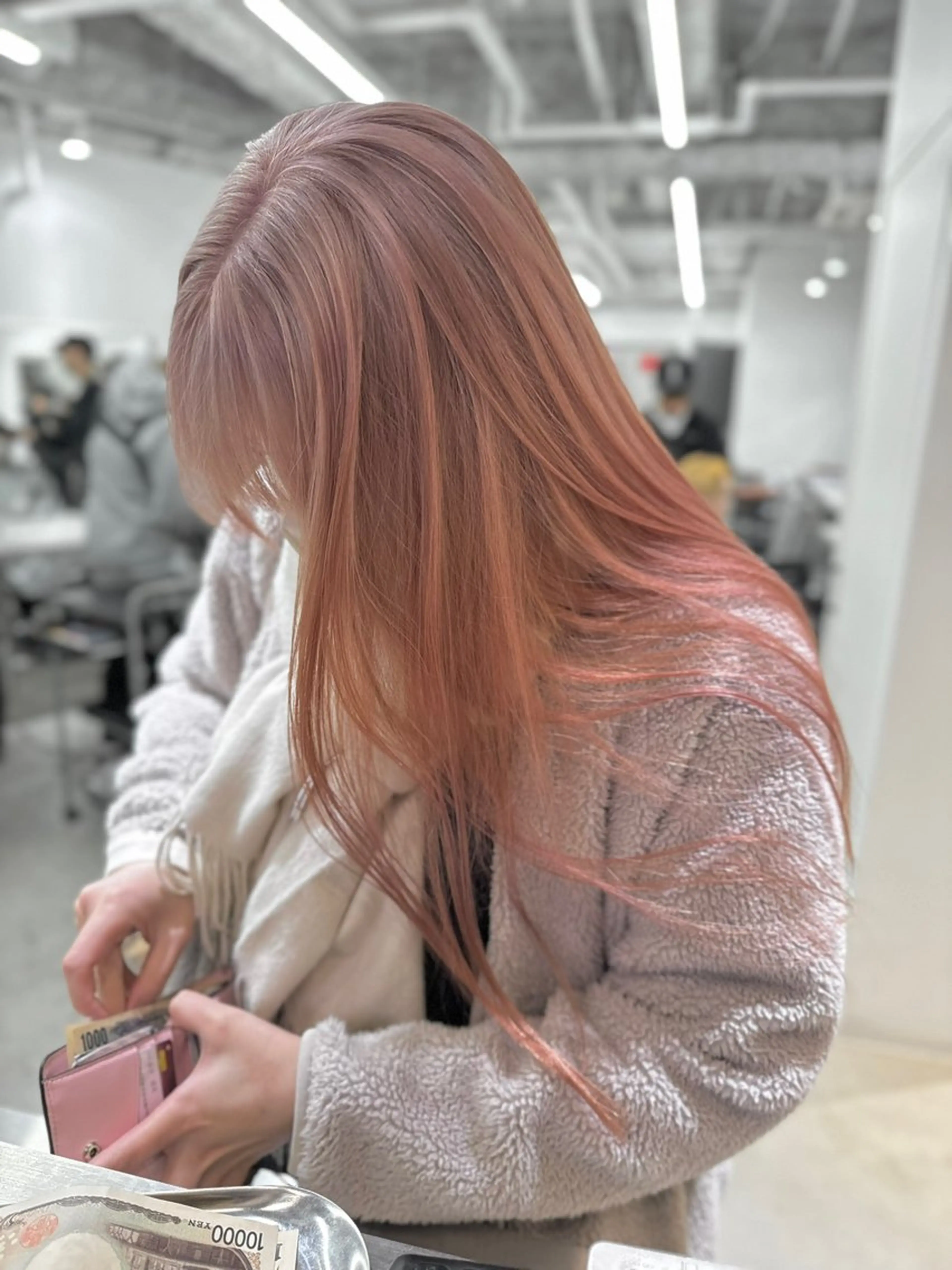 ロング カラー ヘアカラー トリートメント 店長 MANAMI /ブリーチ/骨格ボブのヘアスタイル