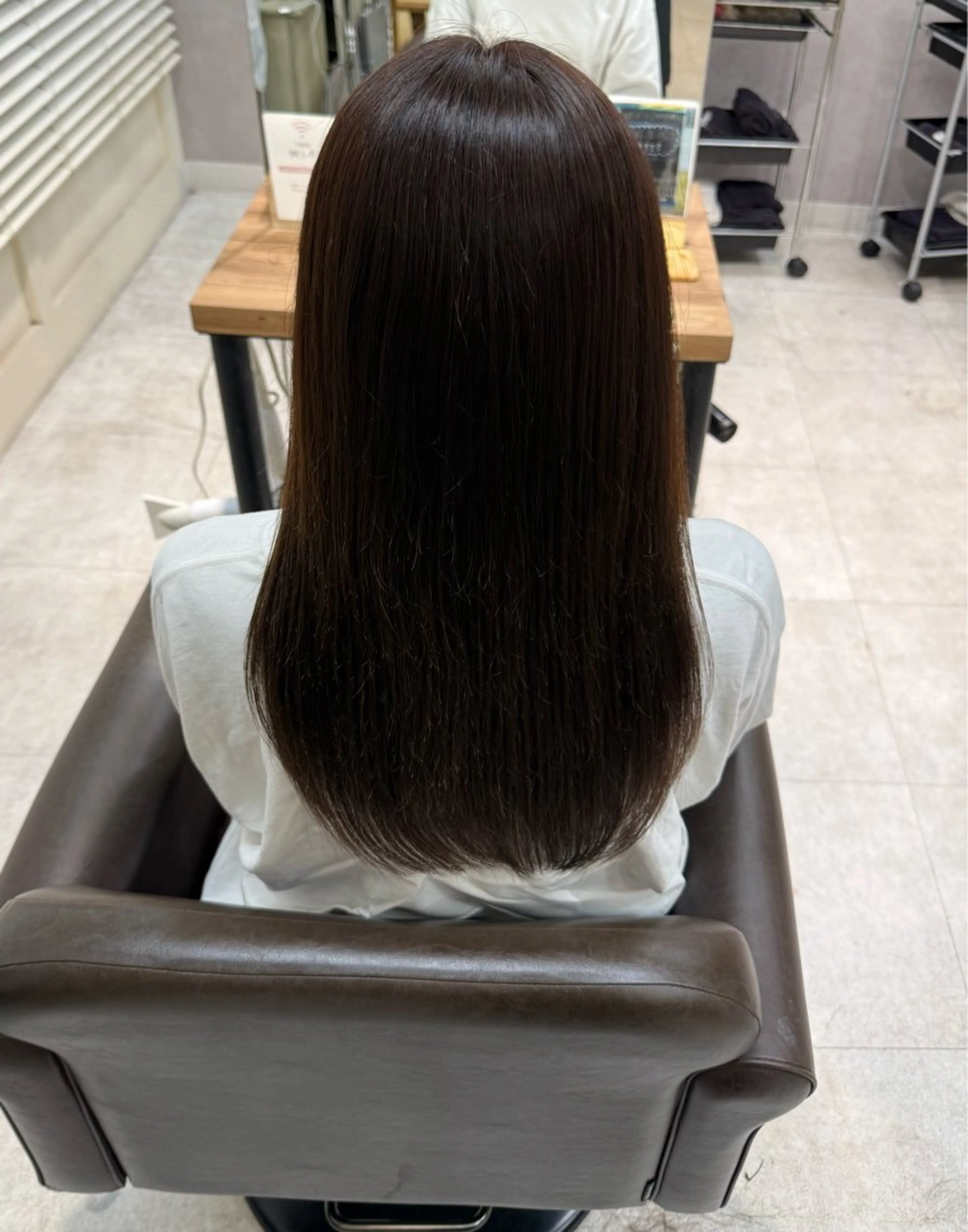 ロング カラー ブラウンカラー 近田 小桜のヘアスタイル