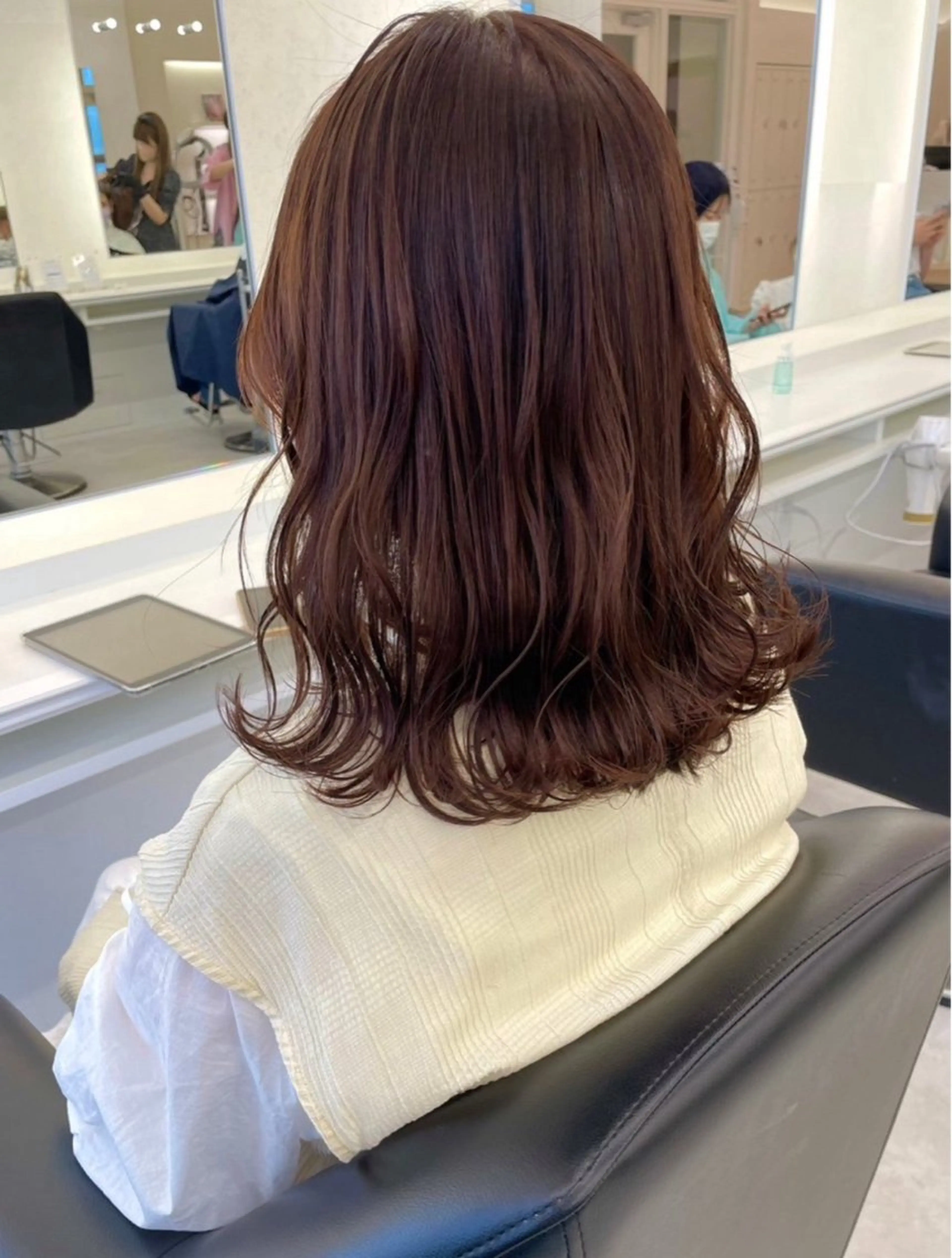 ミディアム カラー 今井 愛歩のマツエク・マツパデザイン