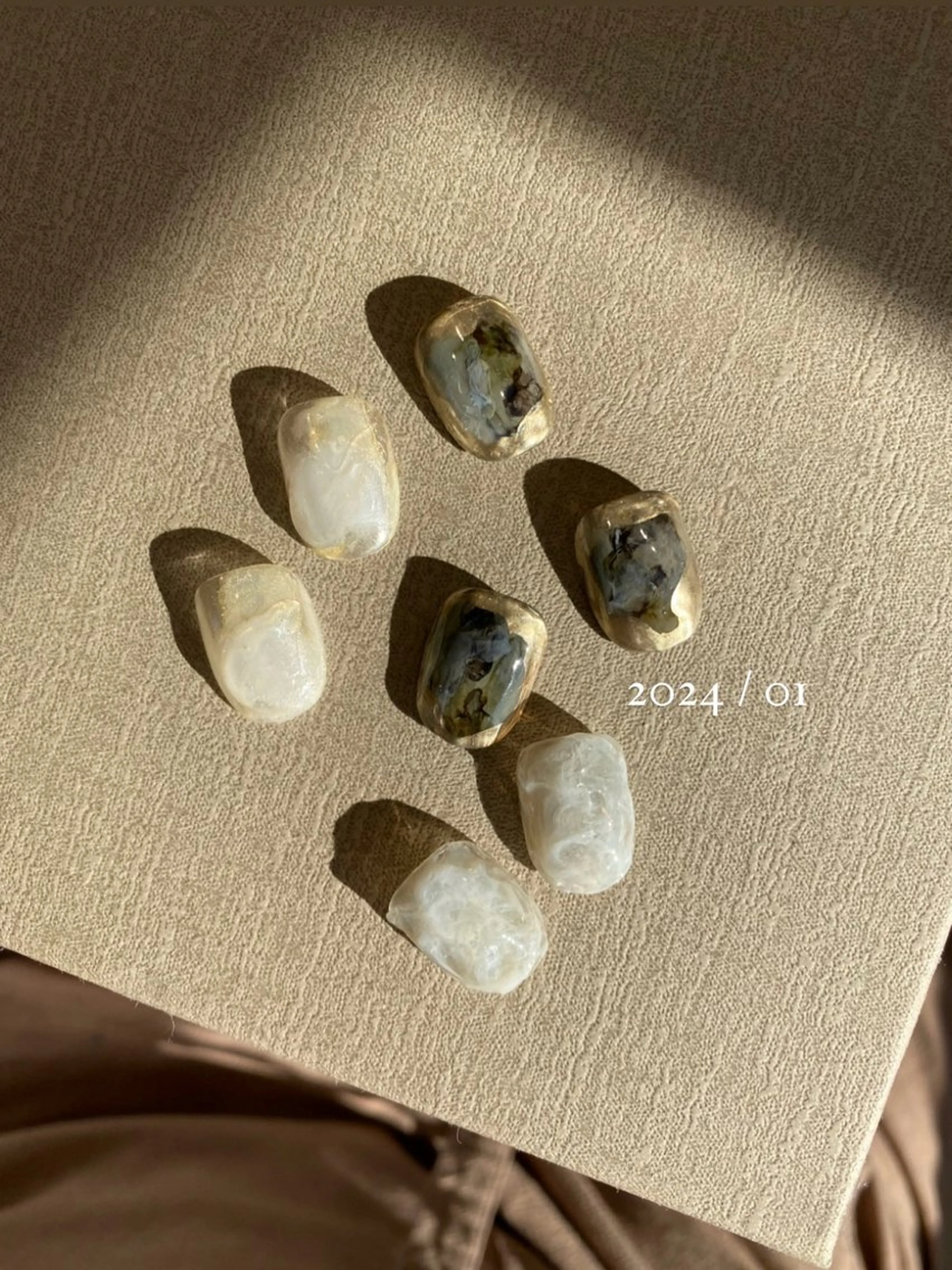 ネイル オーロラネイル マグネットネイル ニュアンスネイル シンプルネイル 春ネイル ハンドネイル 草加ニュアンスネイル 🌚hersのネイルデザイン