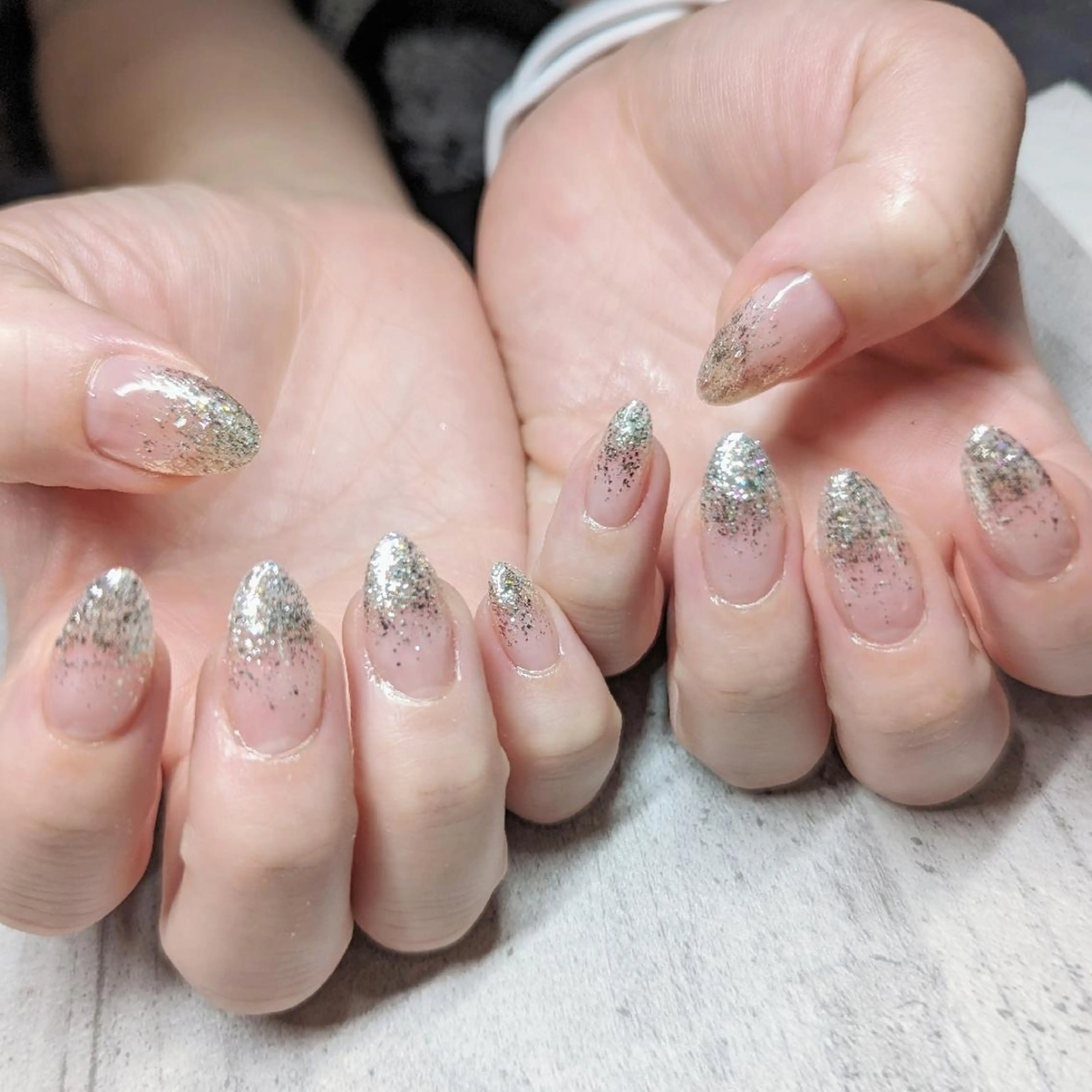 《オフなし》ラメグラデーションの写真