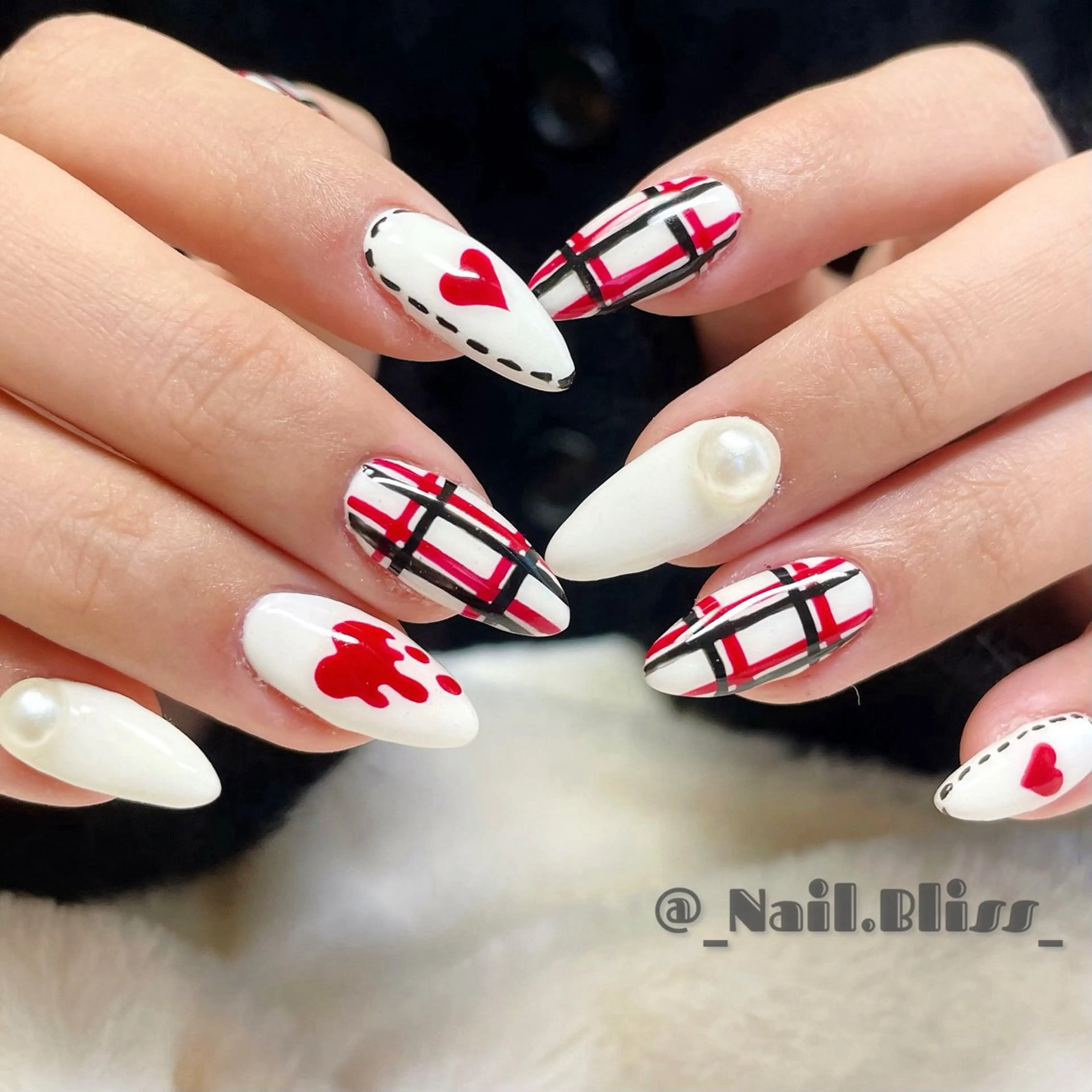 ネイル 持ち込み バレンタイン ハンドネイル NAIL BLISSのネイルデザイン