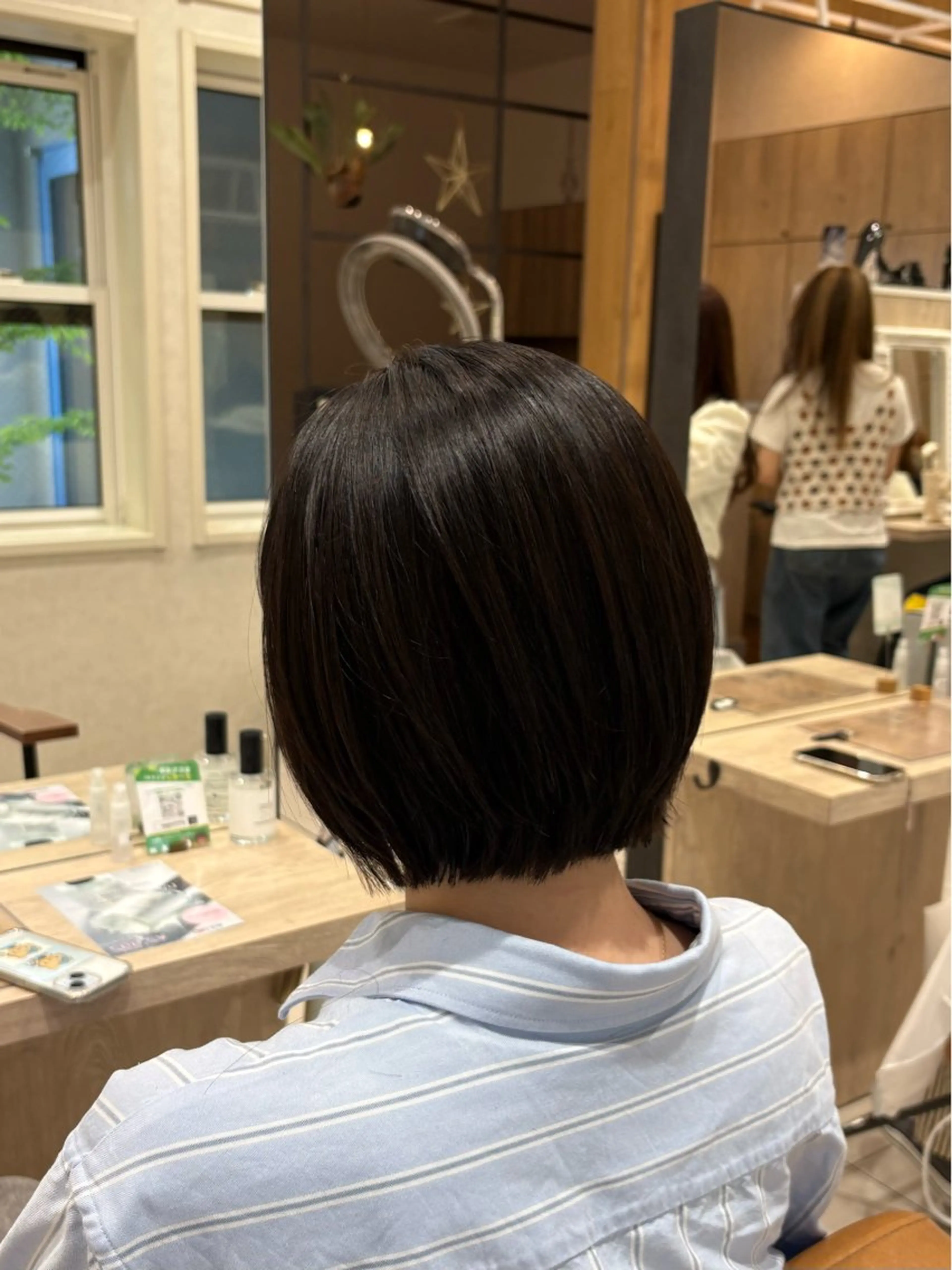 ショート ボブ カット トリートメント 透明感カラー🌿 moeのヘアスタイル