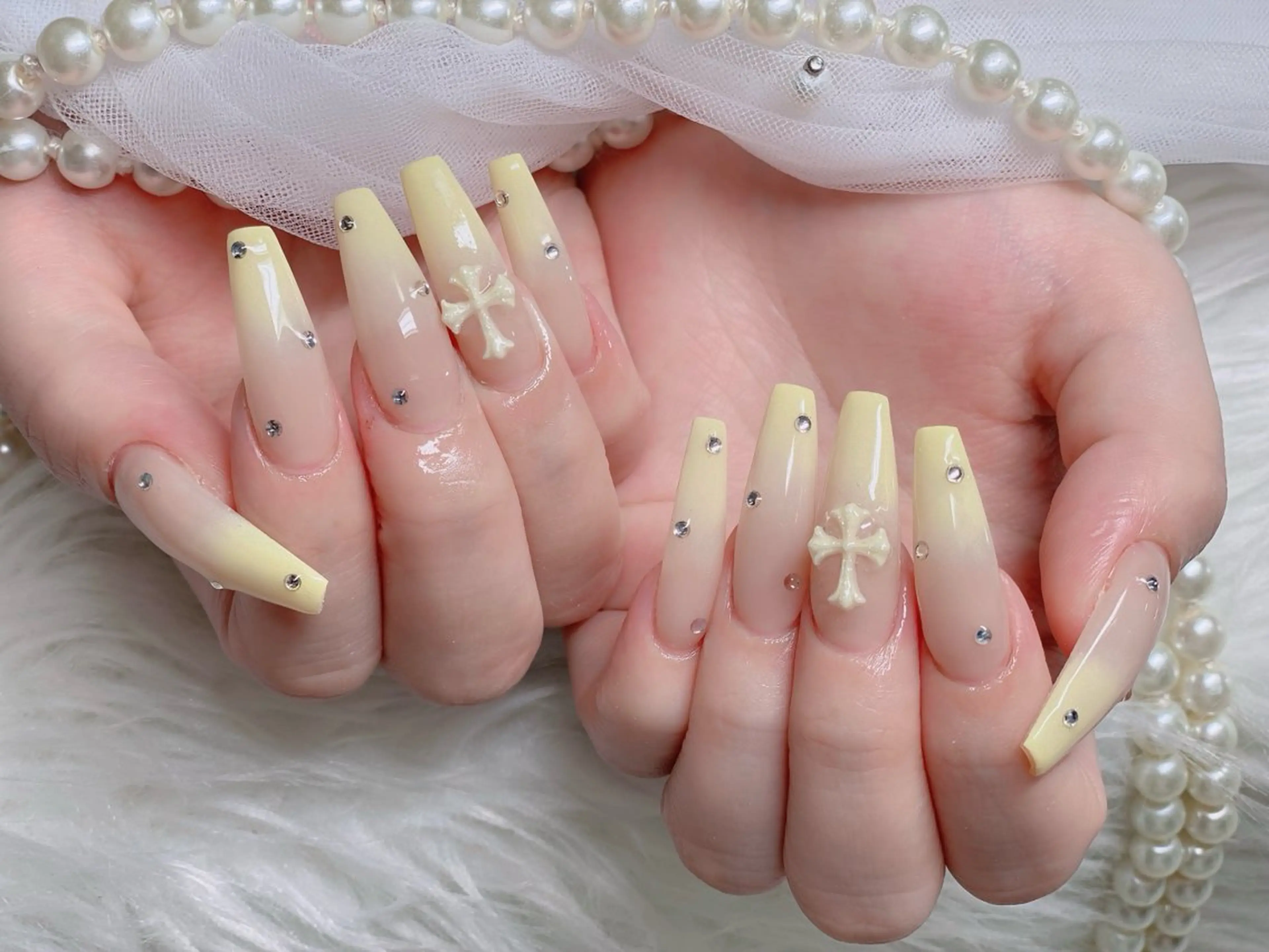 ネイル アートネイル ジェルネイル 氷ネイル・うるうるネイル キラキラネイル 韓国ネイル ハンドネイル H.baby Nail Salonのネイルデザイン