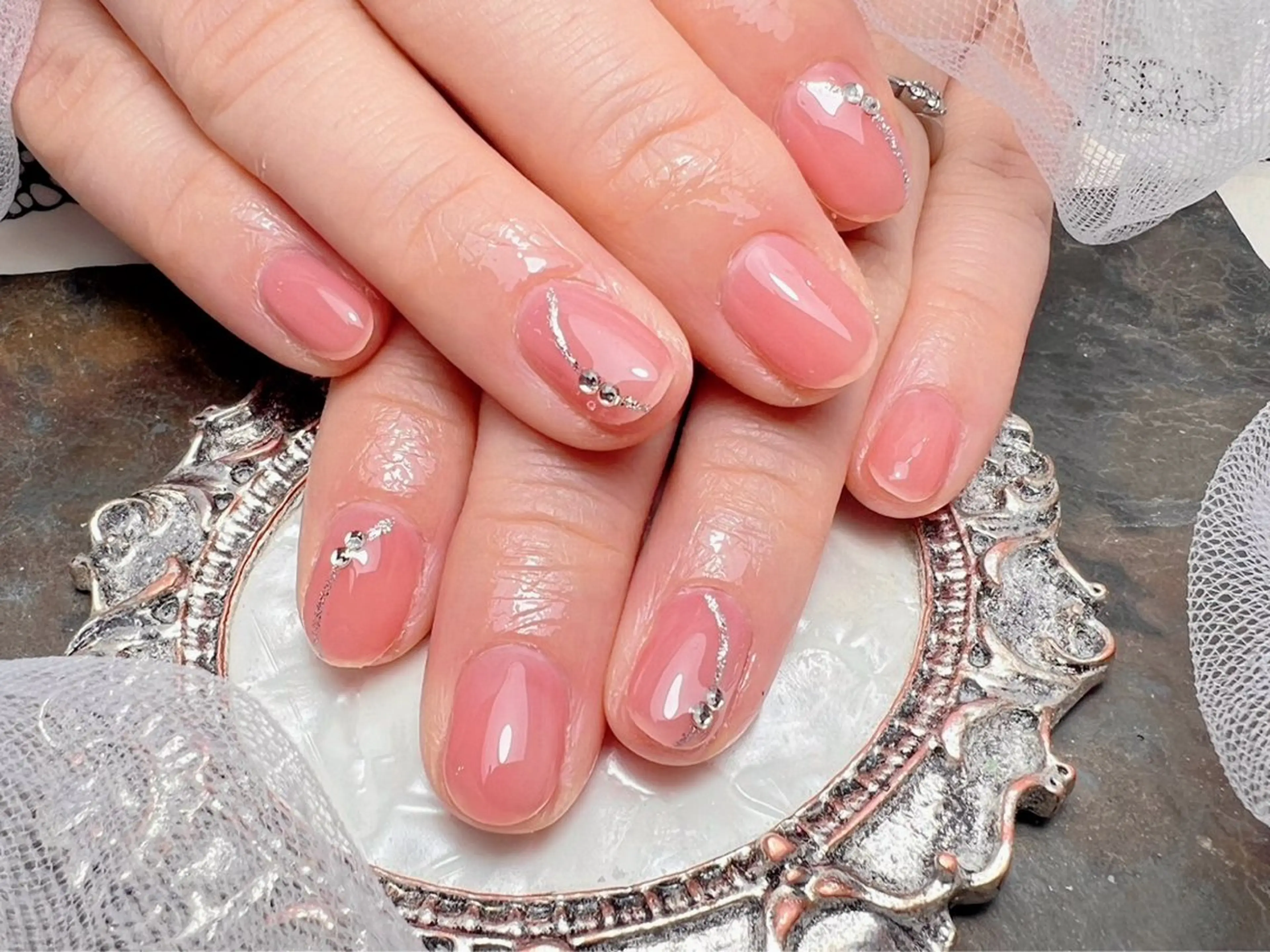 ネイル ハンドネイル マジック ミラーのネイルデザイン