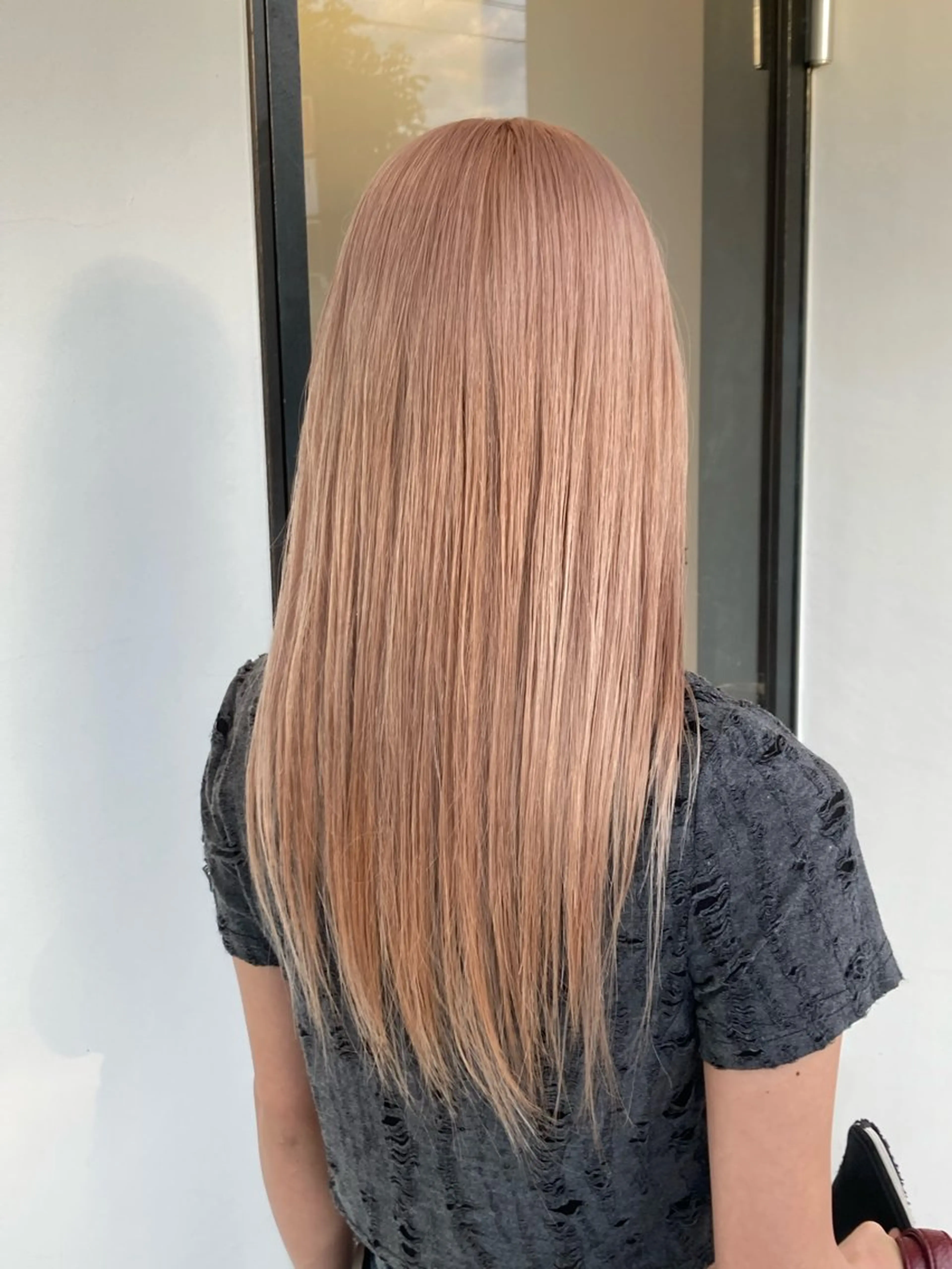 ロング カラー ブリーチ ヘアカラー 高木 玲奈のヘアスタイル