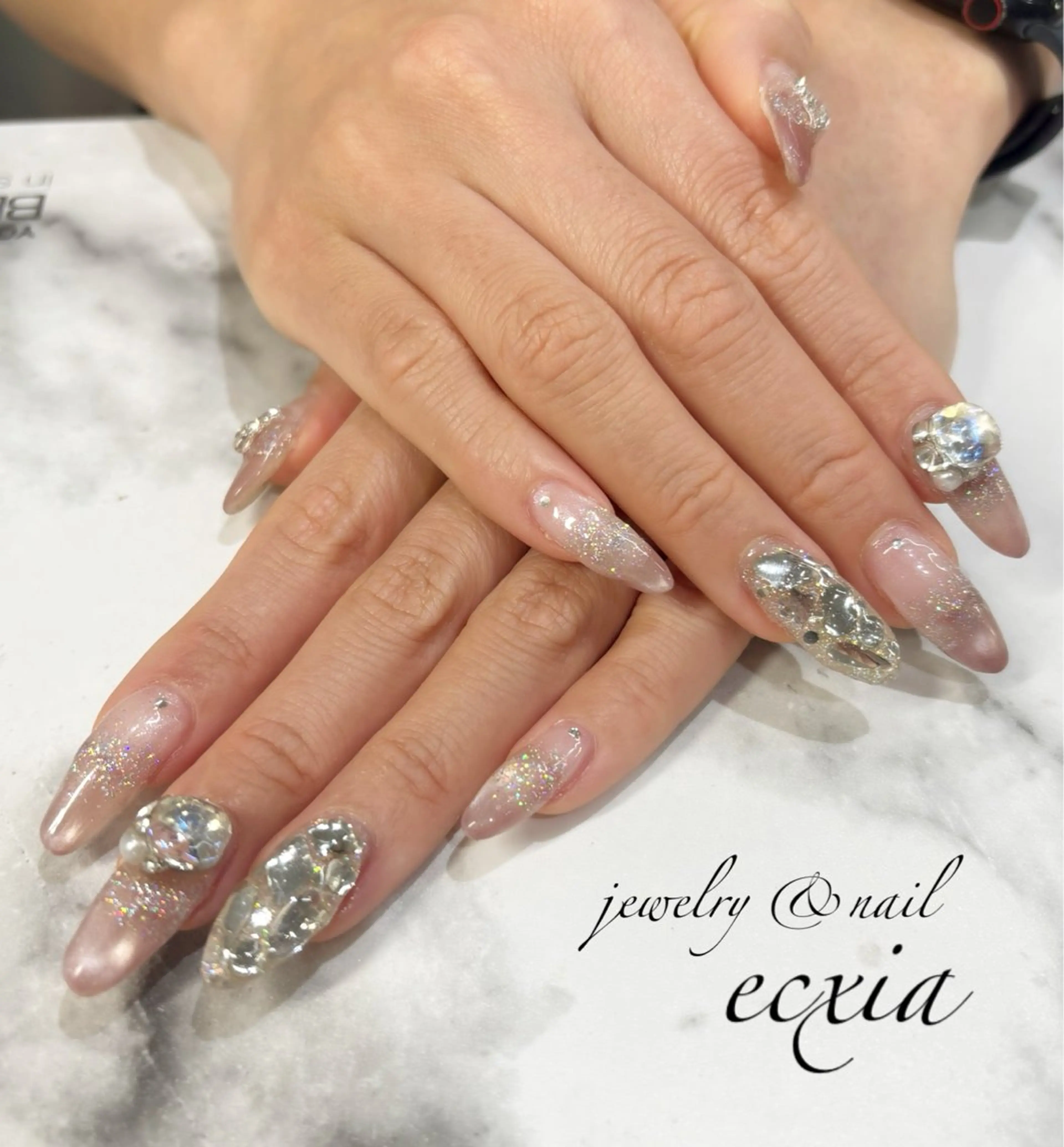 ネイル Rave nail yoshiのネイルデザイン