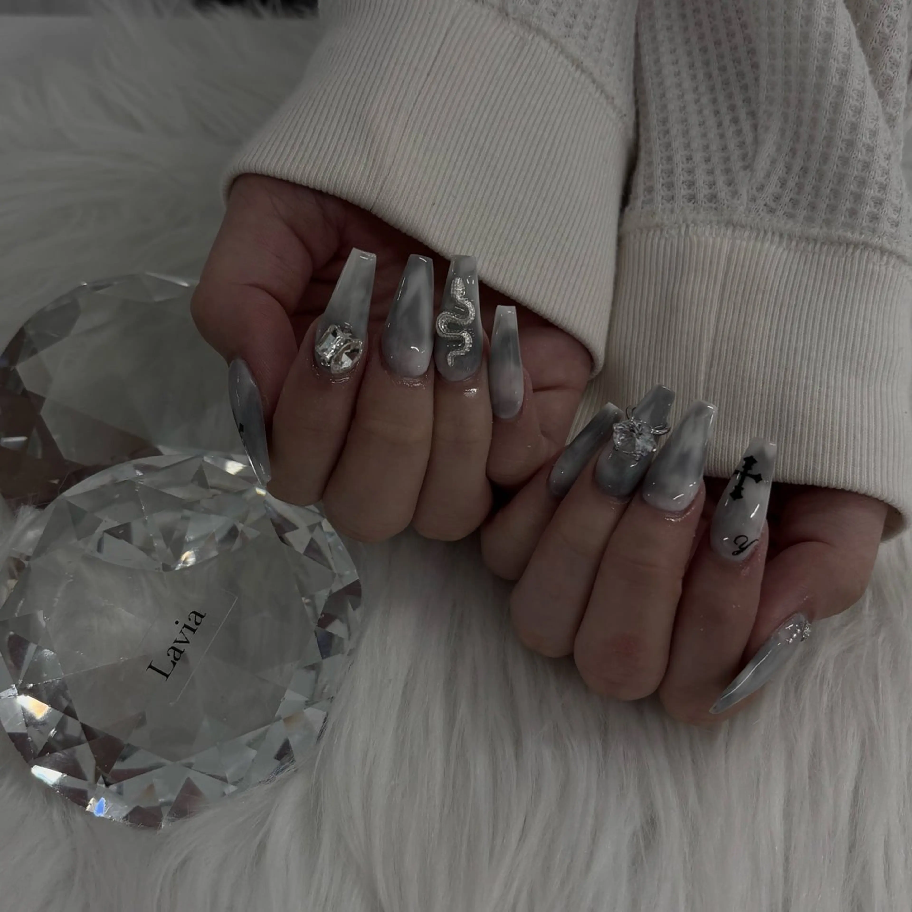 ネイル ハンドネイル Lavia❄️ kahoのネイルデザイン