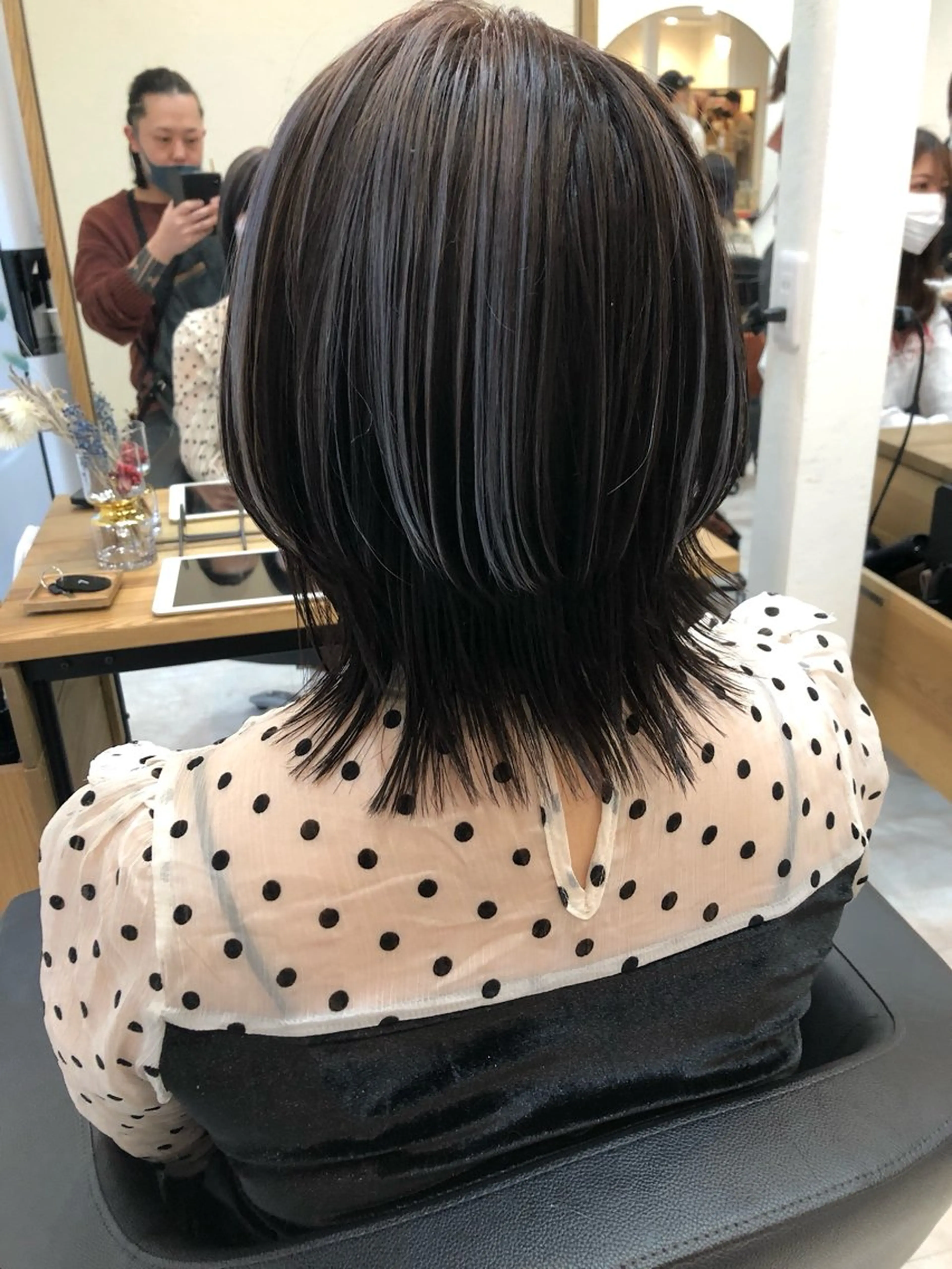 ミディアム カラー カット ヘアカラー シマオカイッセイ 個室サロンaceのヘアスタイル