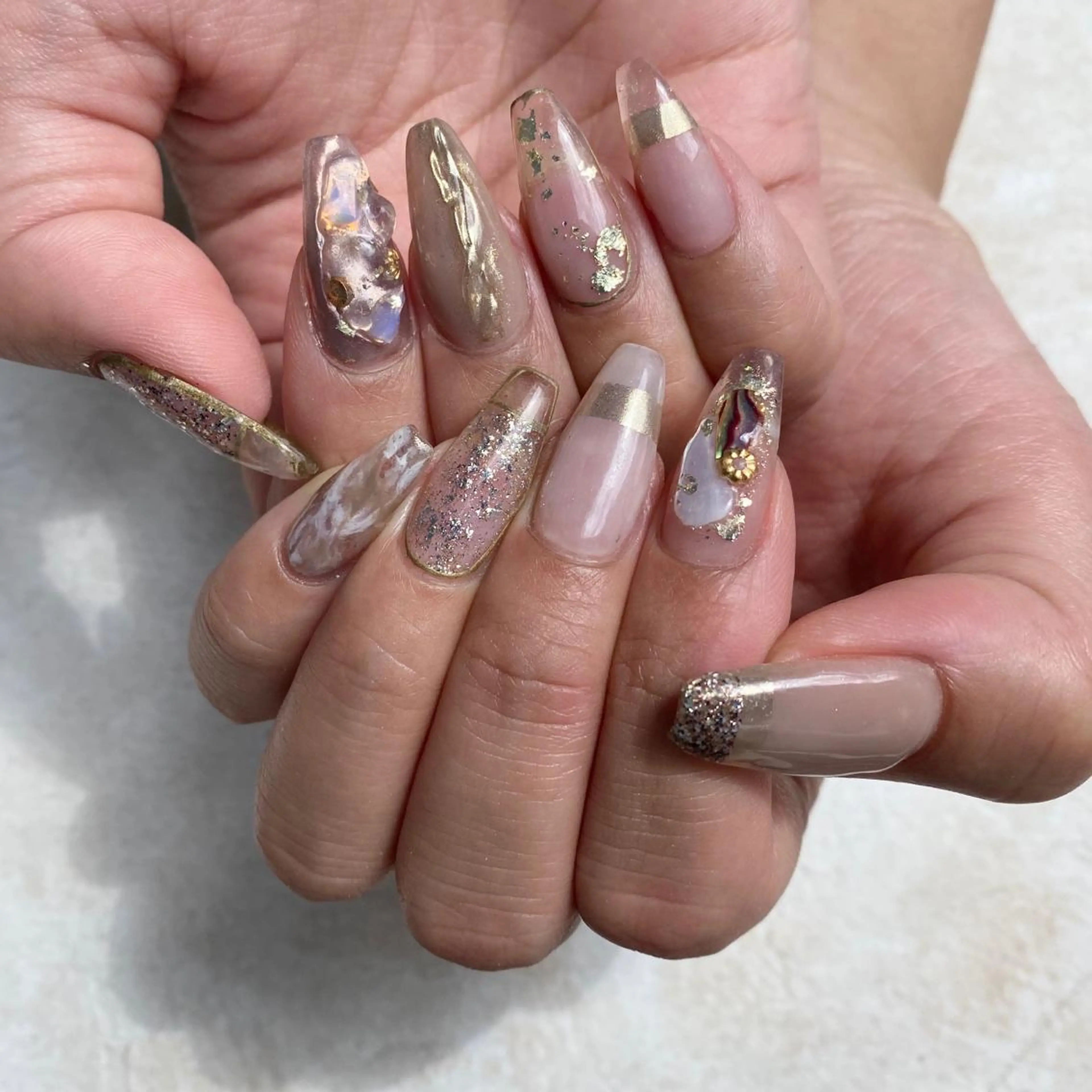 ネイル ミラーネイル crestnail所属・小林 束紗のネイルデザイン
