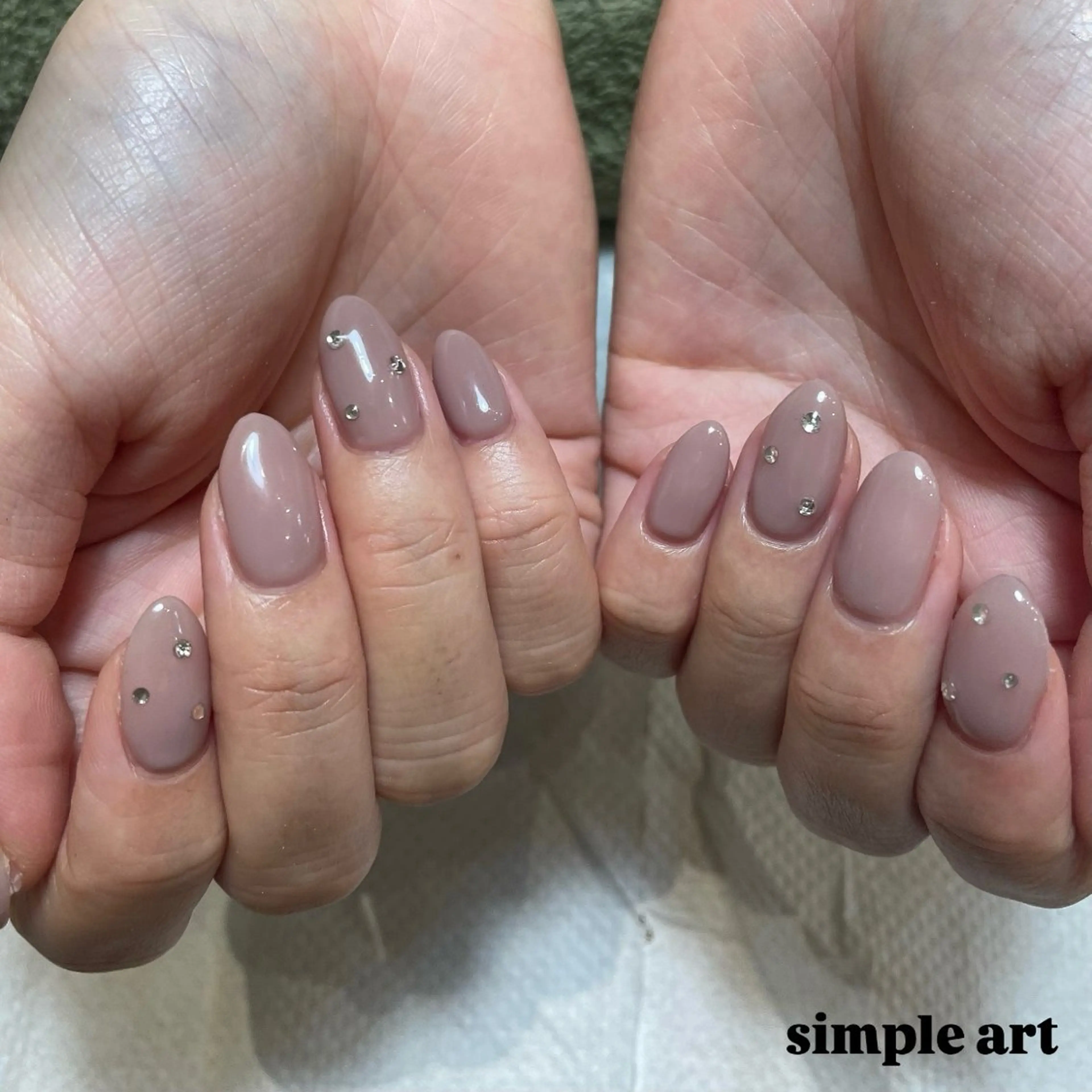 ネイル シンプルネイル ibelu 鯉田のネイルデザイン