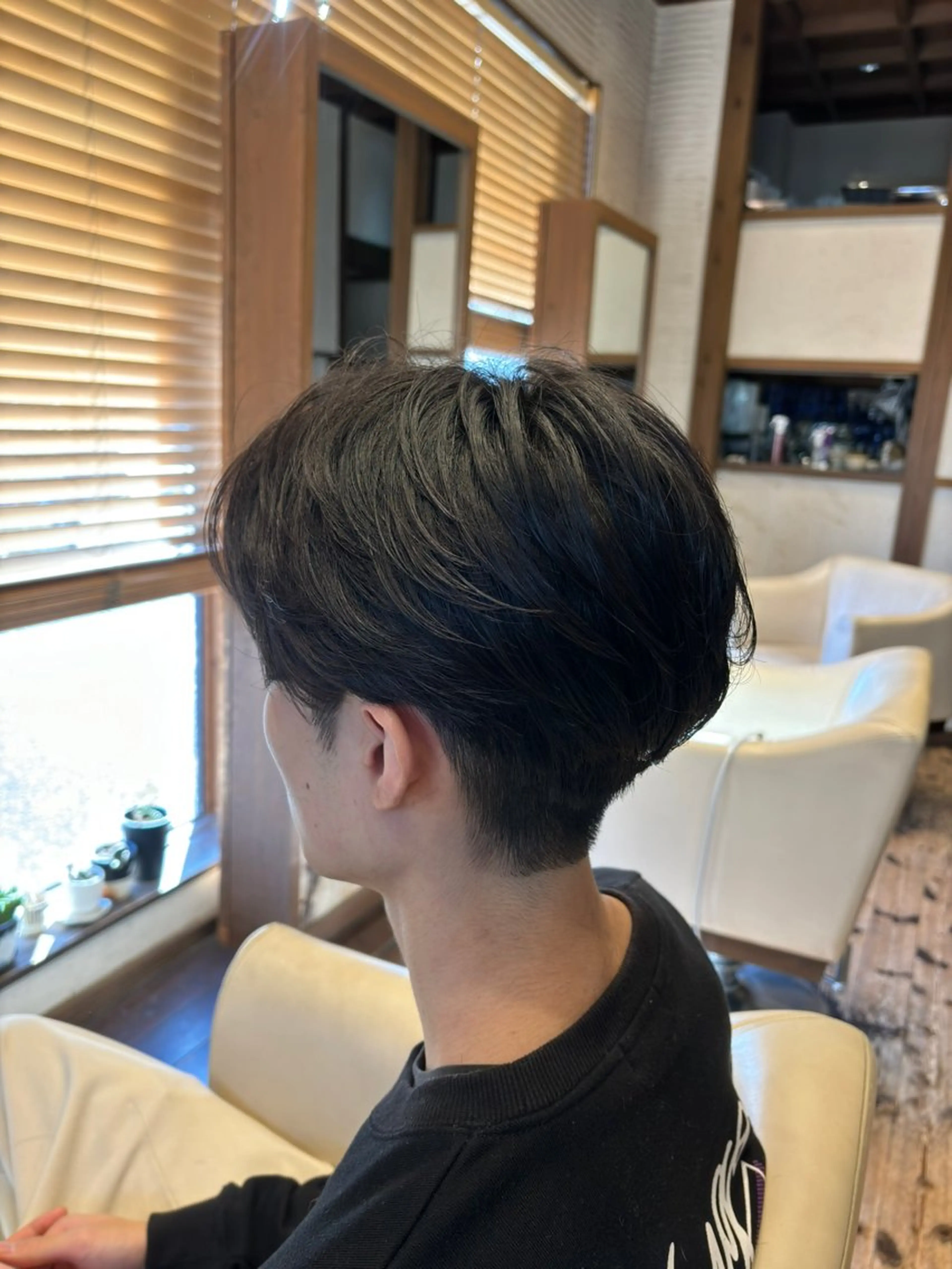 パーマ メンズ メンズパーマ ニュアンスパーマ カット パーマ りずむヘアデザイン所属・Rhythm / RYOMAの眉毛・アイブロウイメージ