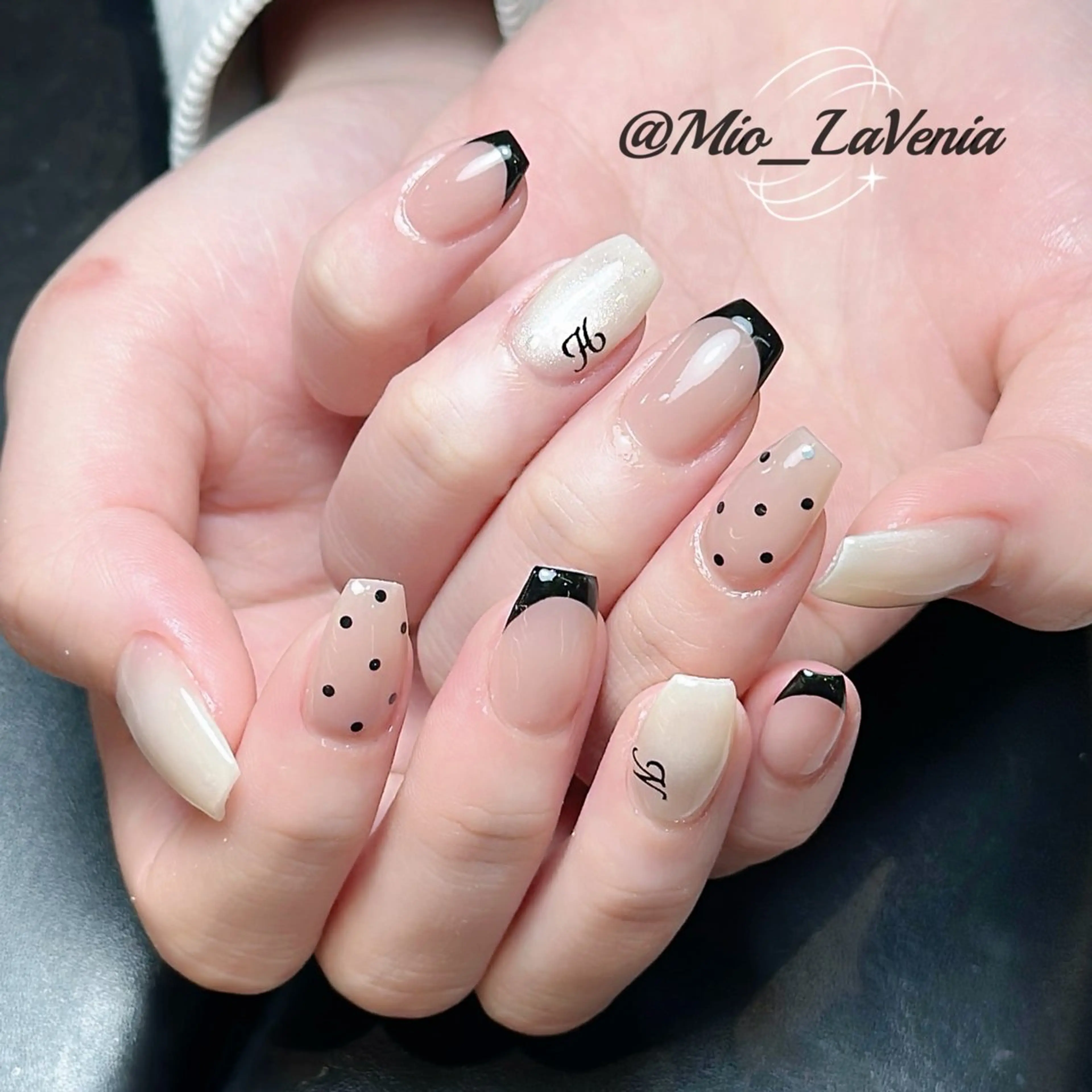 ネイル シンプルネイル ハンドネイル LA VENIA所属・Mio Nailのネイルデザイン