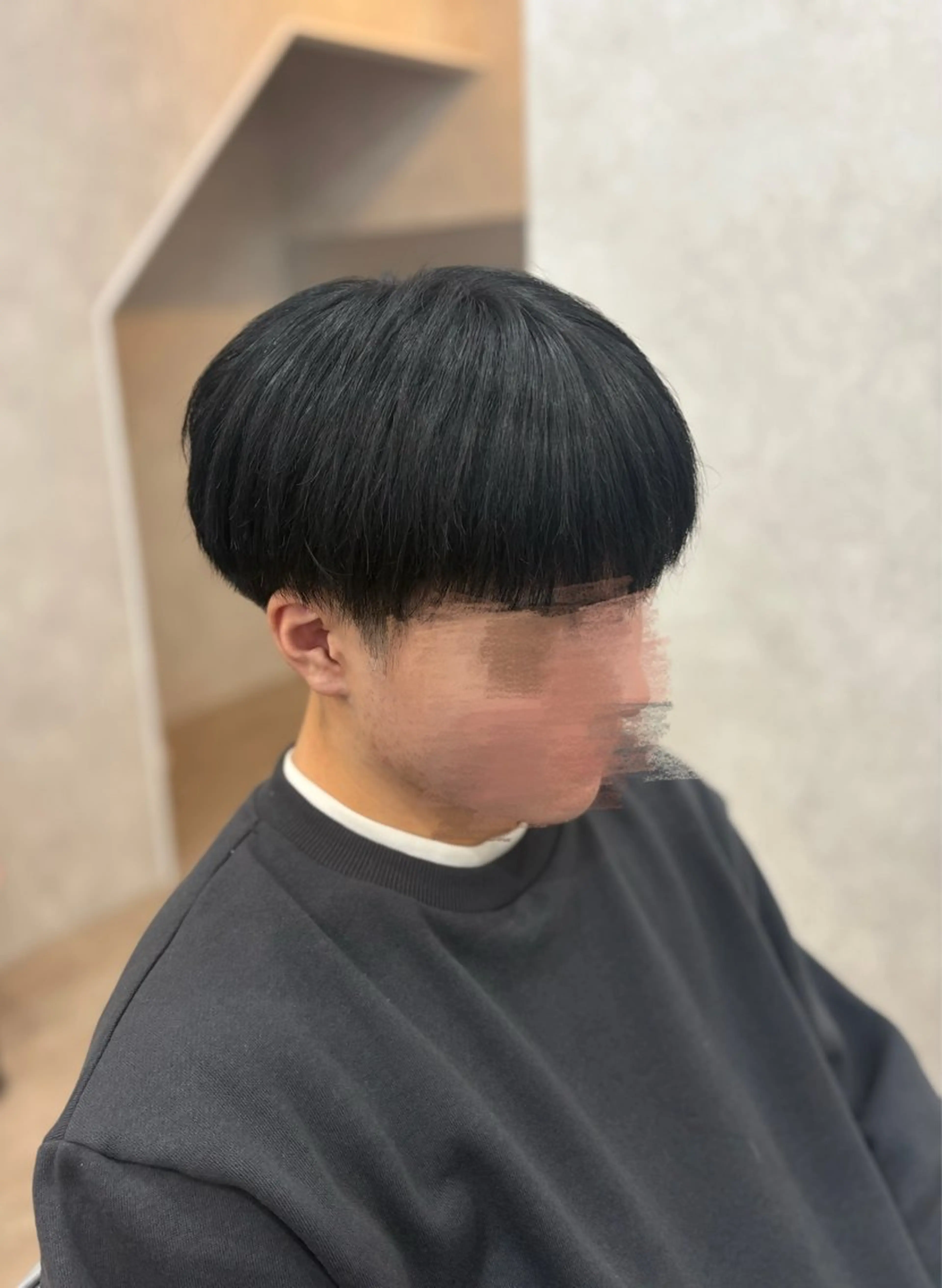 カラー メンズ フェザーパーマ🦋セ ンターパート🖤彩音のヘアスタイル