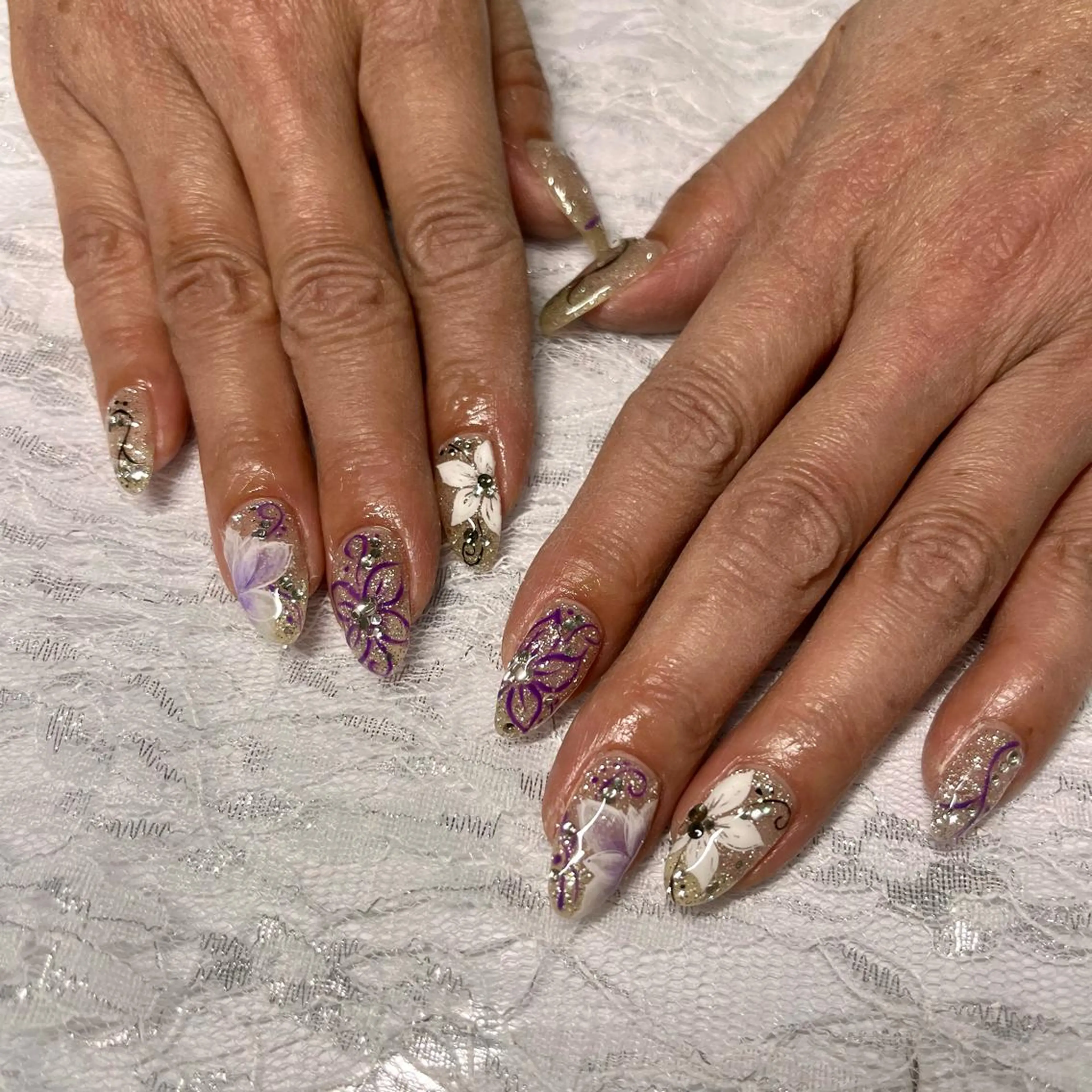 ネイル アートネイル 持ち込み ハンドネイル 次田 春花のネイルデザイン