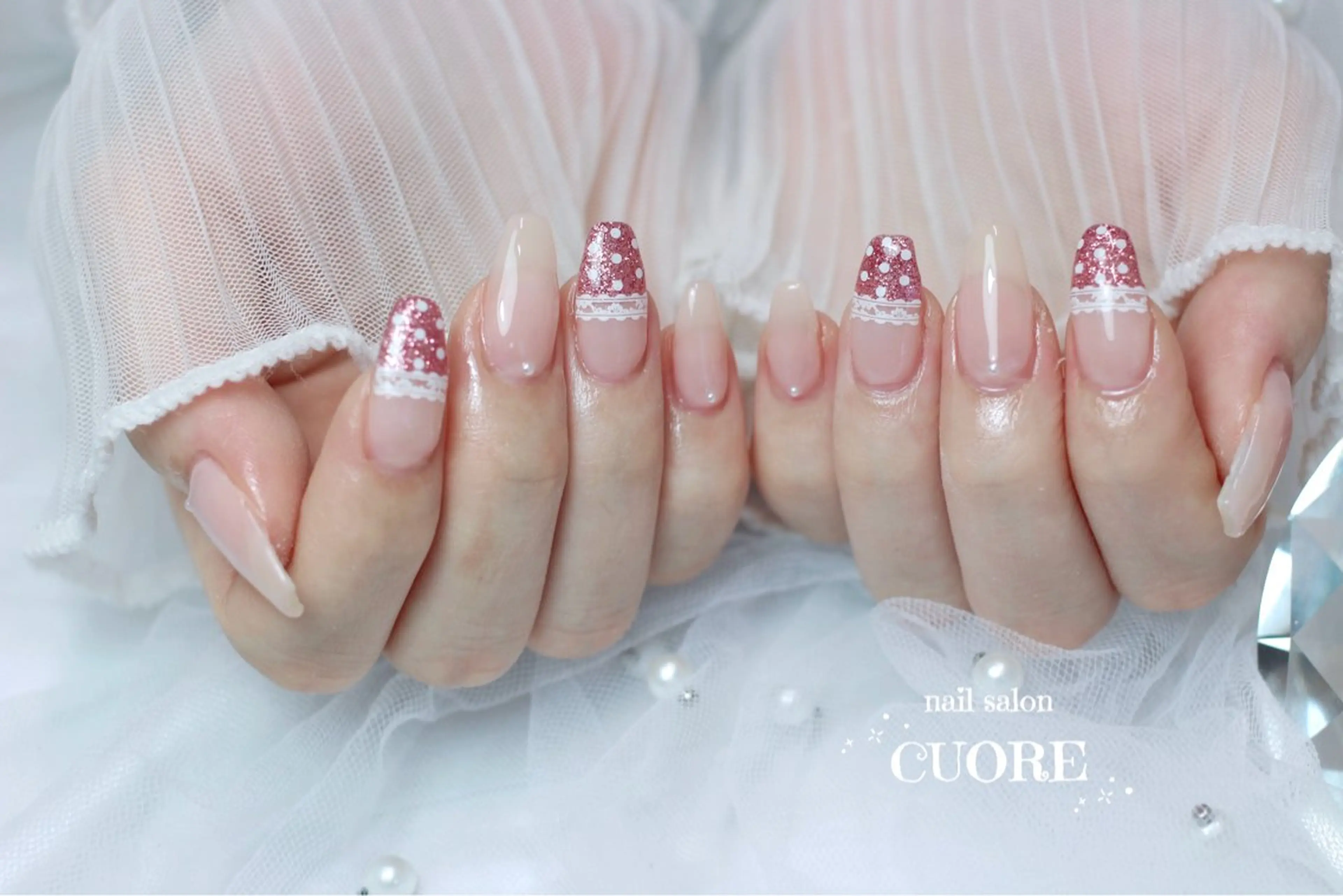 ネイル ドット ピンク シンプルネイル 春ネイル ハンドネイル nail salon CUOREのネイルデザイン