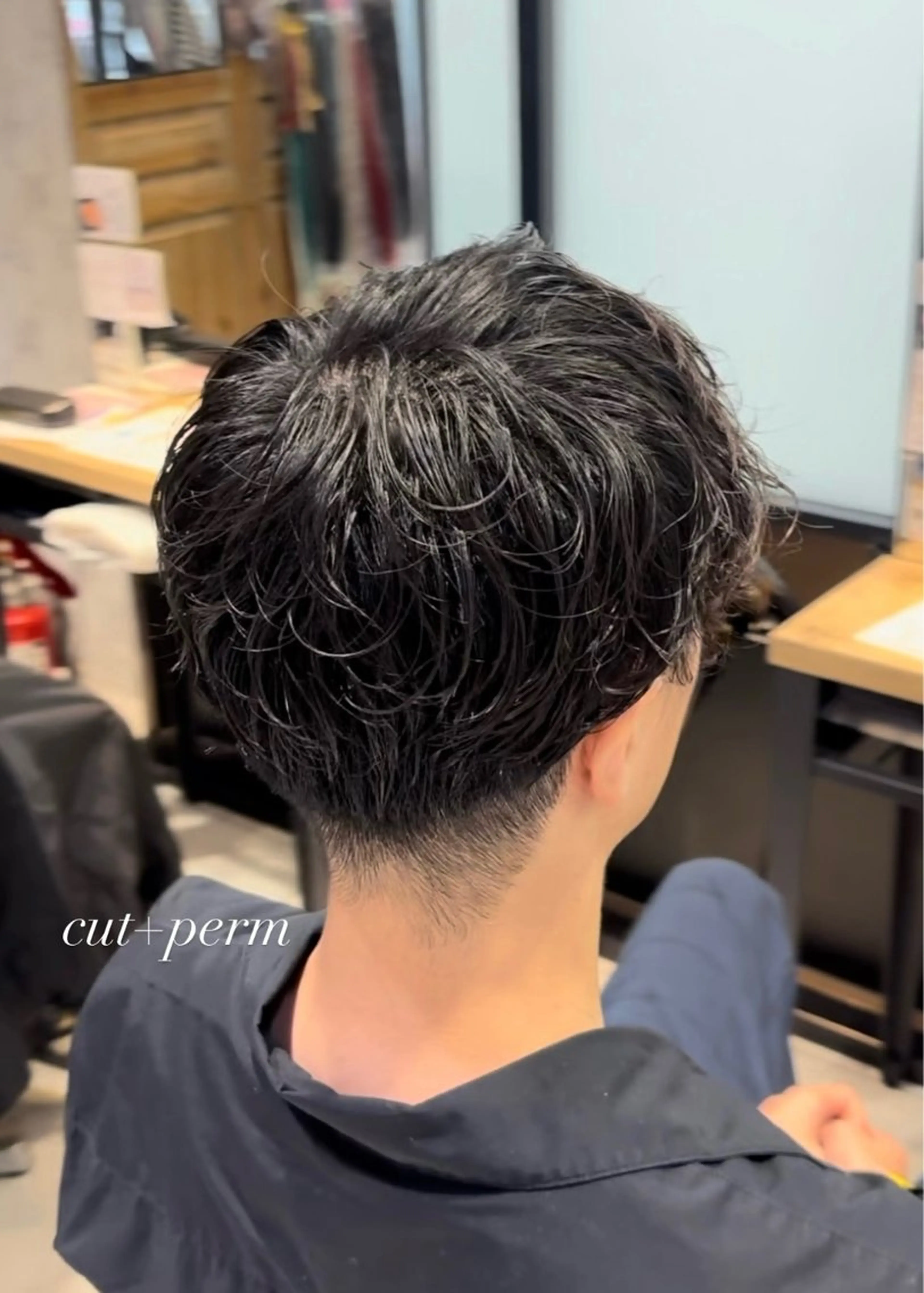 パーマ メンズ マッシュ メンズパーマ 透明感カラー🩰🤍 髪質改善🪄/伽音のヘアスタイル