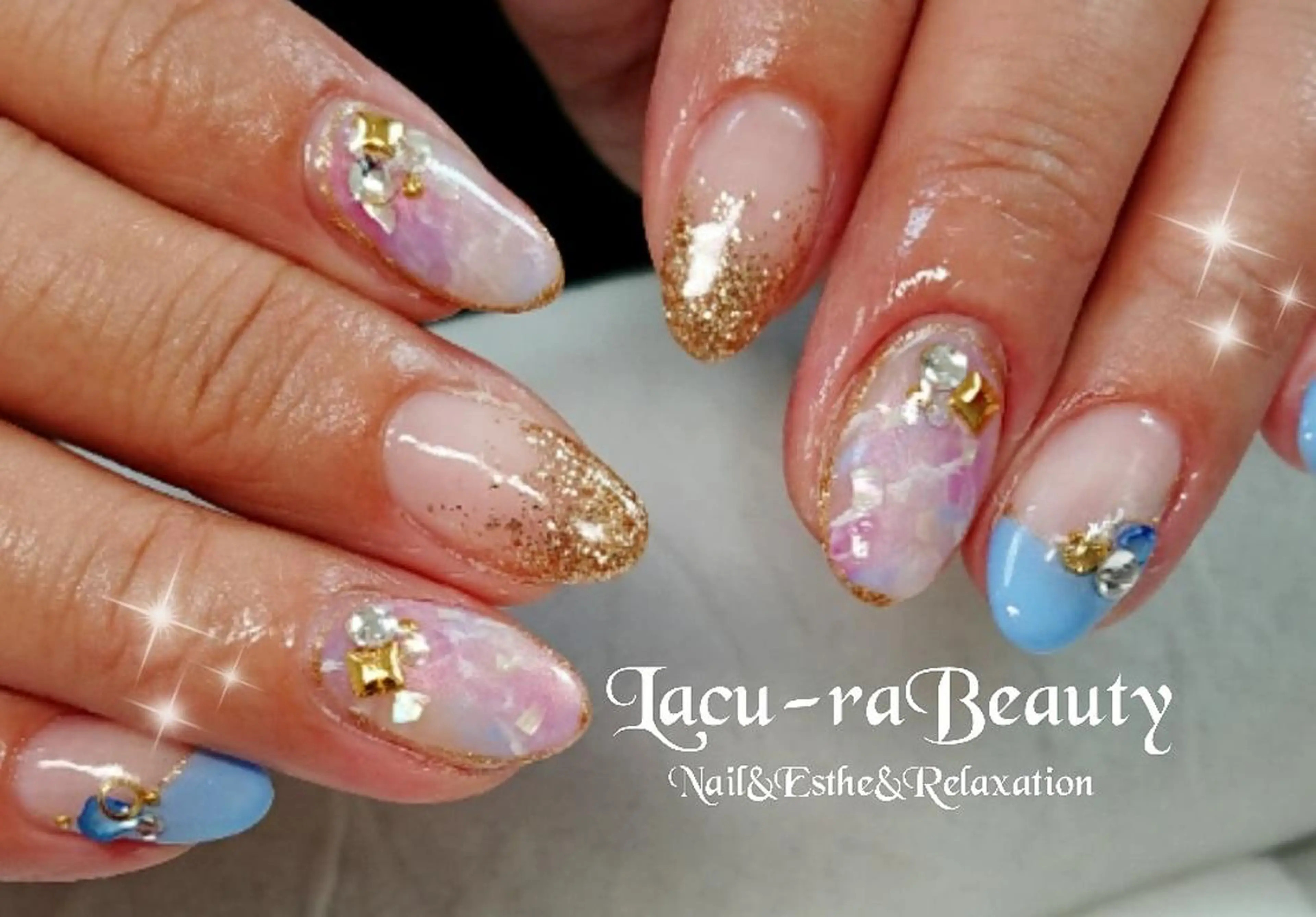 ネイル 小顔と腸の専門店 ラクーラビューティのエステ・リラクイメージ