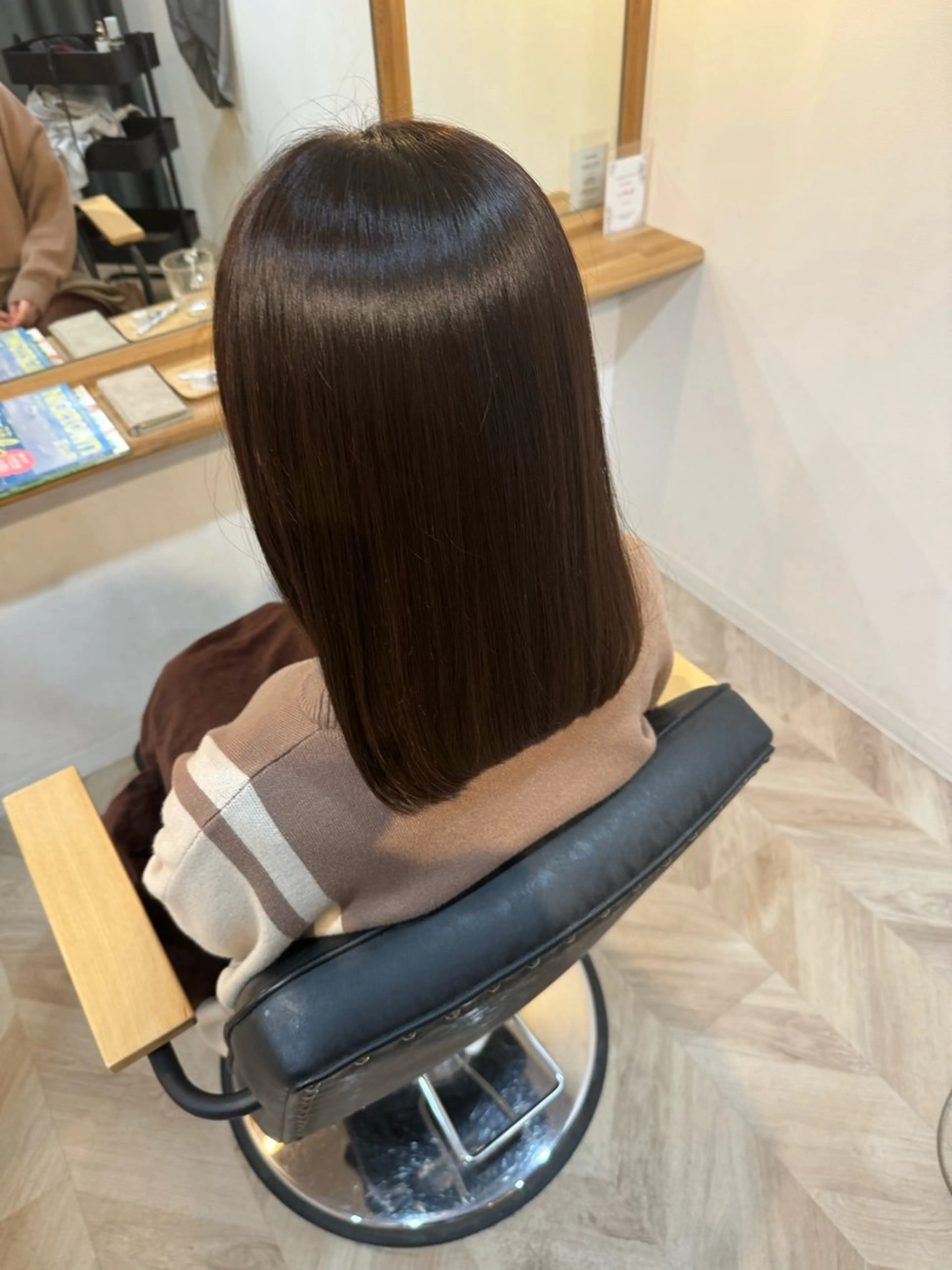 ミディアム カラー トリートメント 酸熱トリートメント 吉田 明弘のヘアスタイル