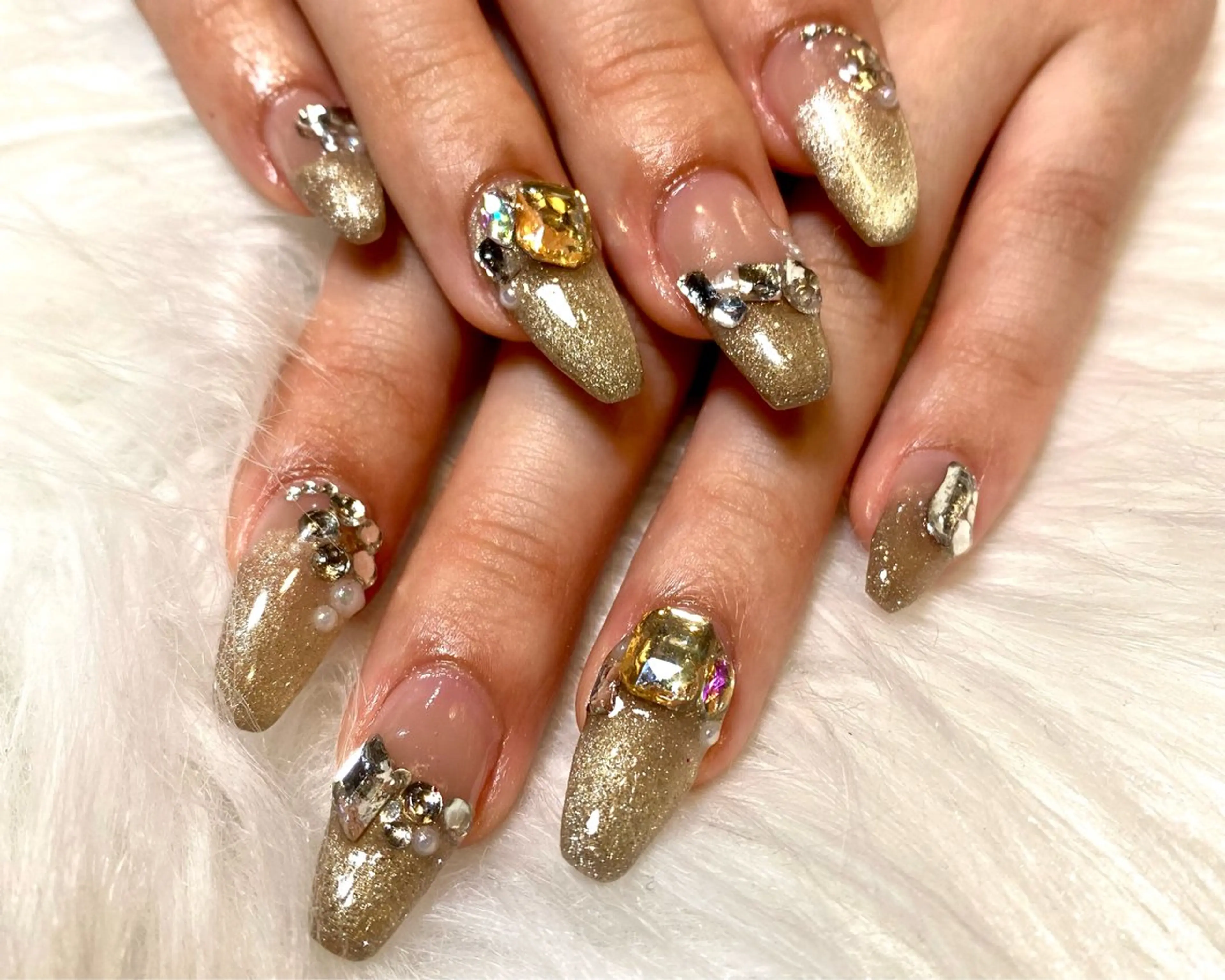 ネイル ハンドネイル FREEME 🌼アビのネイルデザイン