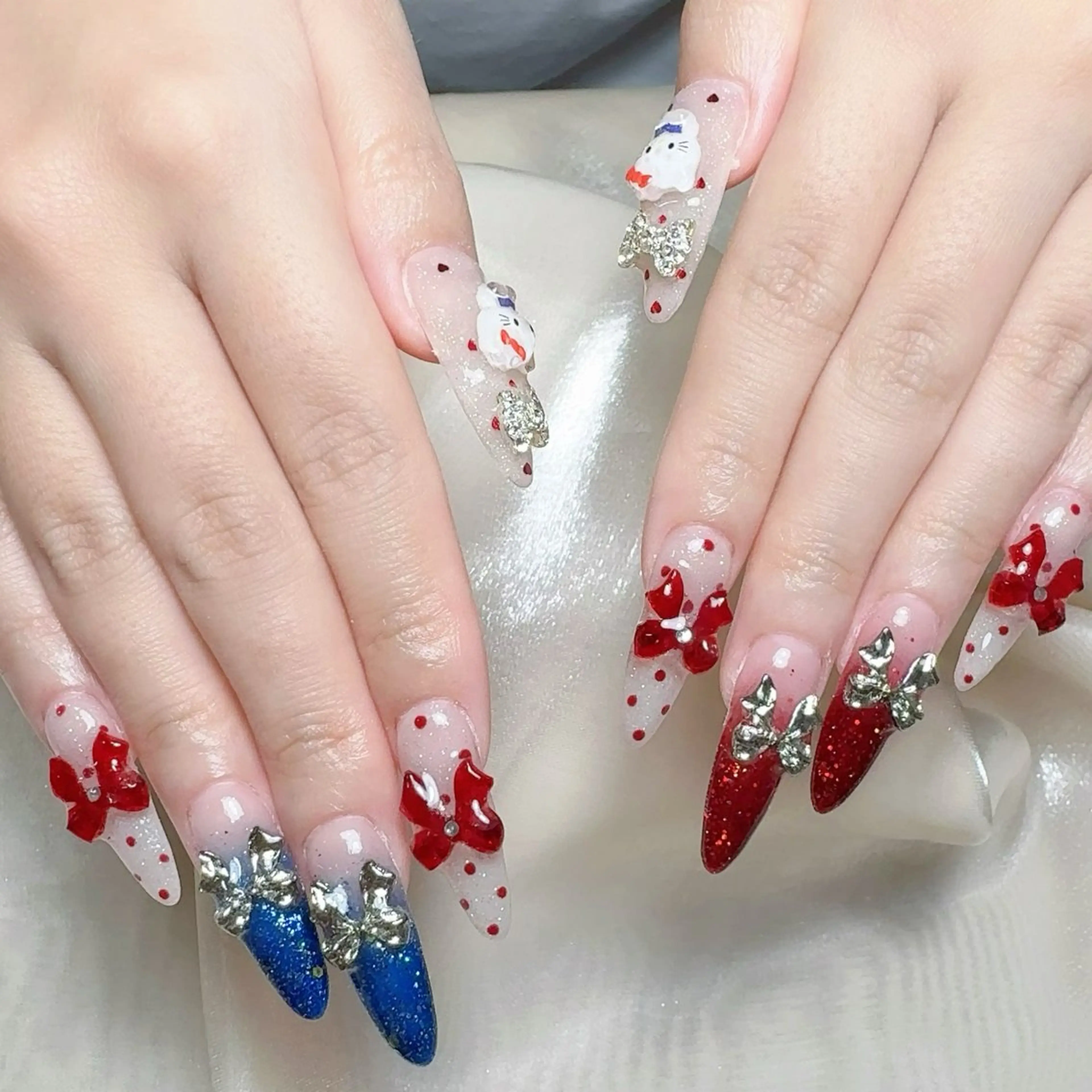 メンズ ネイル メンズ韓国風 アートネイル オーロラネイル ガーリー キラキラネイル ハンドネイル Nail salon 木にいるのネイルデザイン
