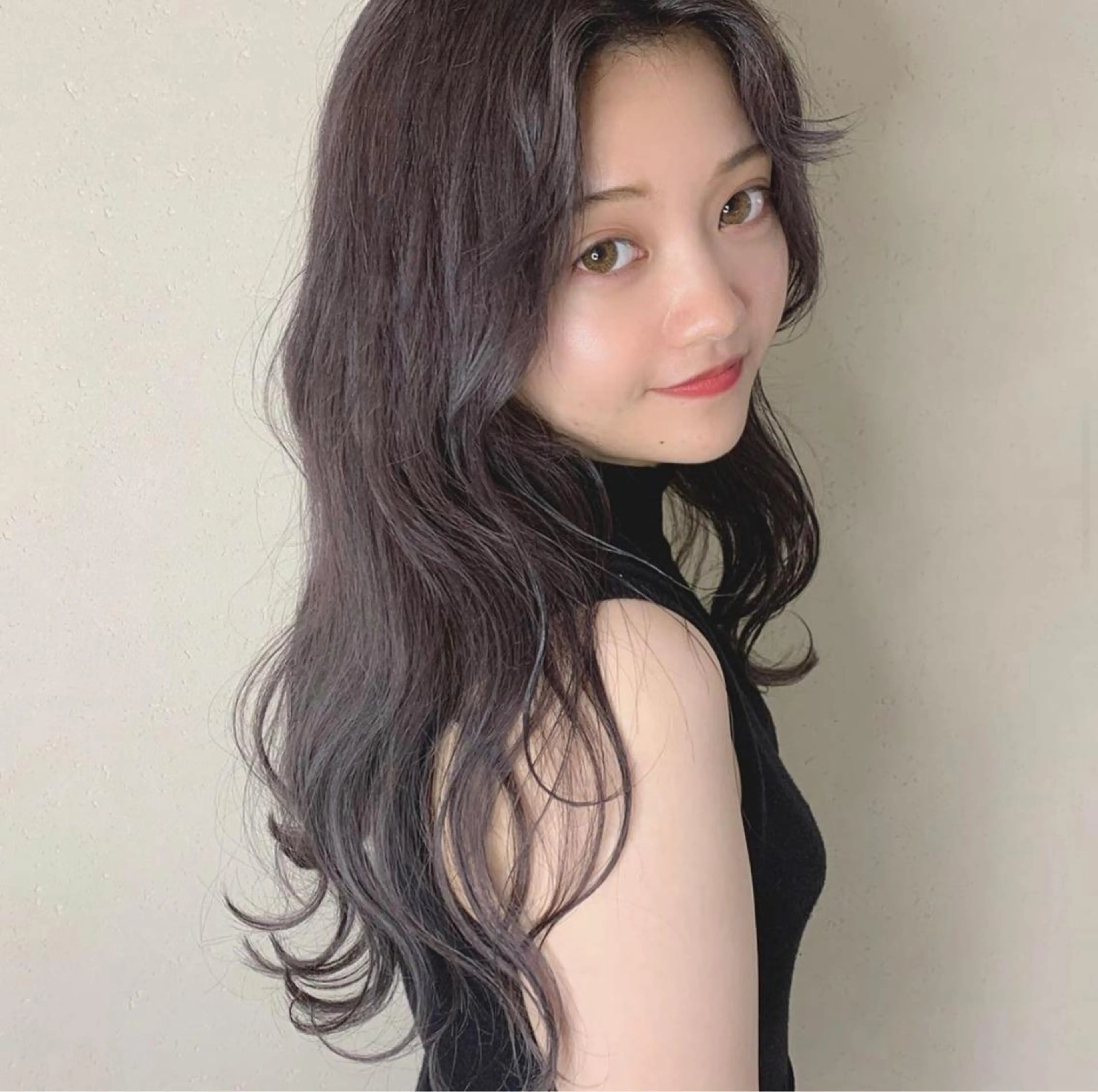 ロング Blue 髪質改善 💎松藤 莉奈のヘアスタイル