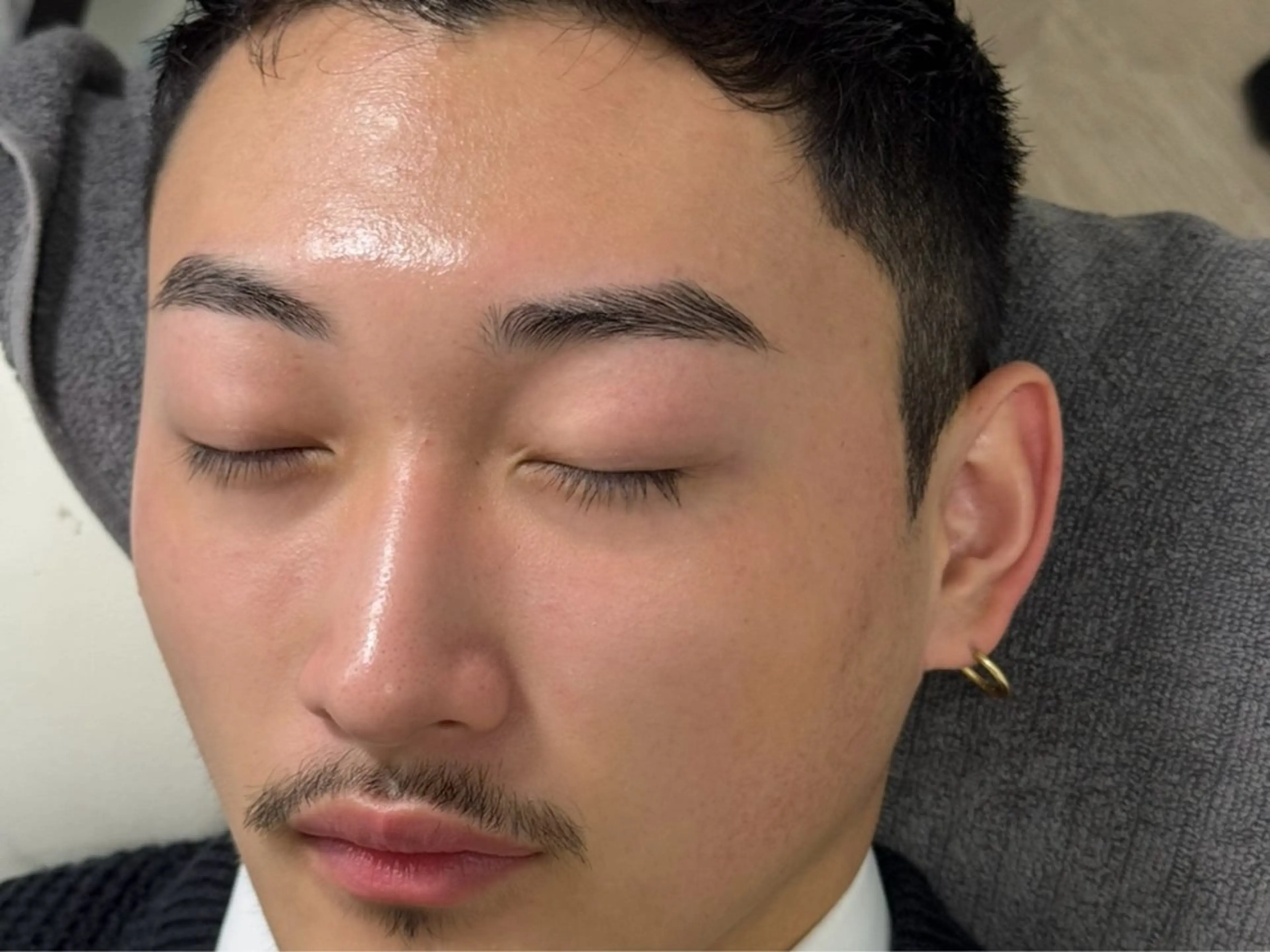 アイブロウ メンズ専門眉毛サロンLINOPLUS所属・鈴木 唯の眉毛・アイブロウイメージ