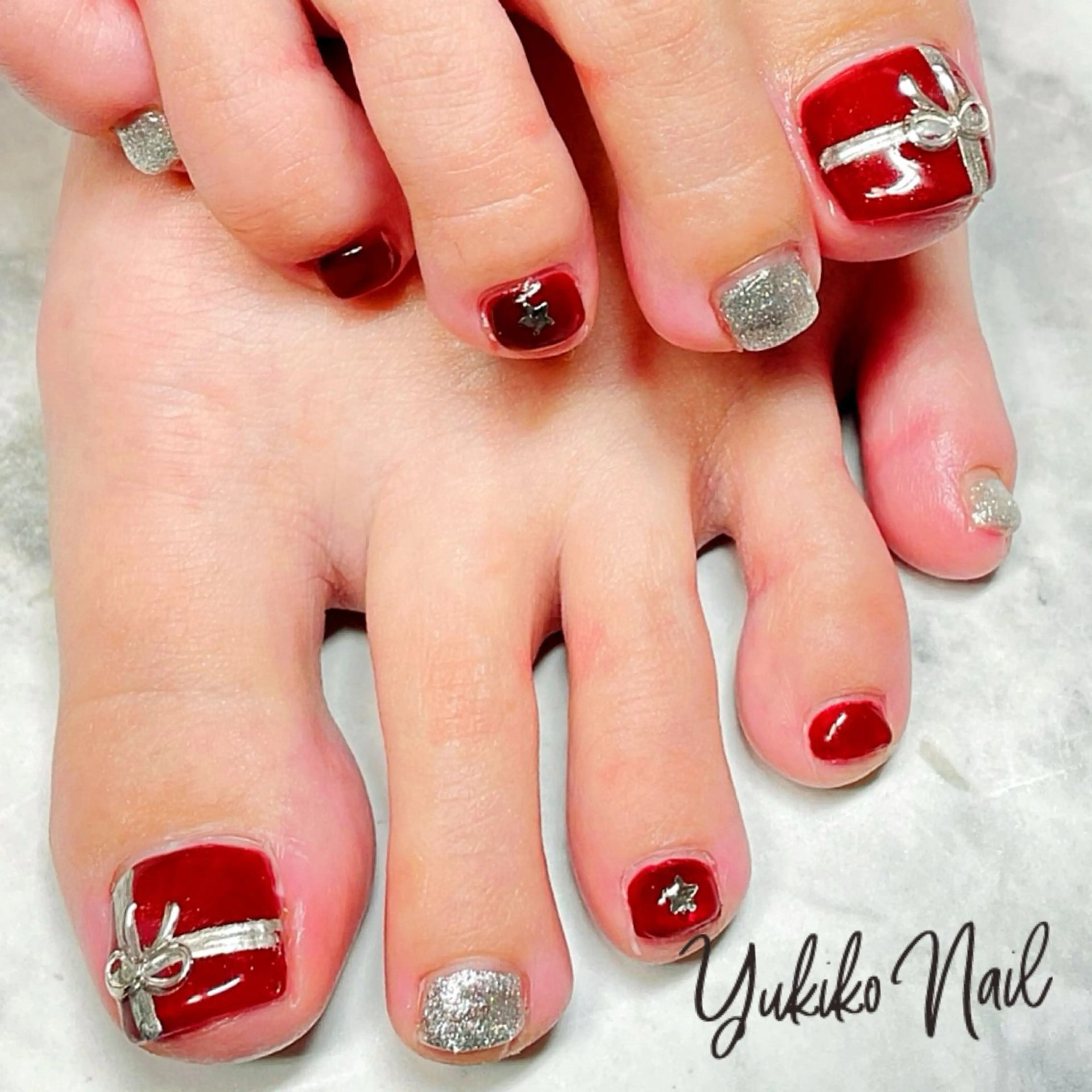 ネイル アートネイル ボルドー クリアネイル フットネイル マグネットネイル フットネイル ユキコ ネイルのネイルデザイン