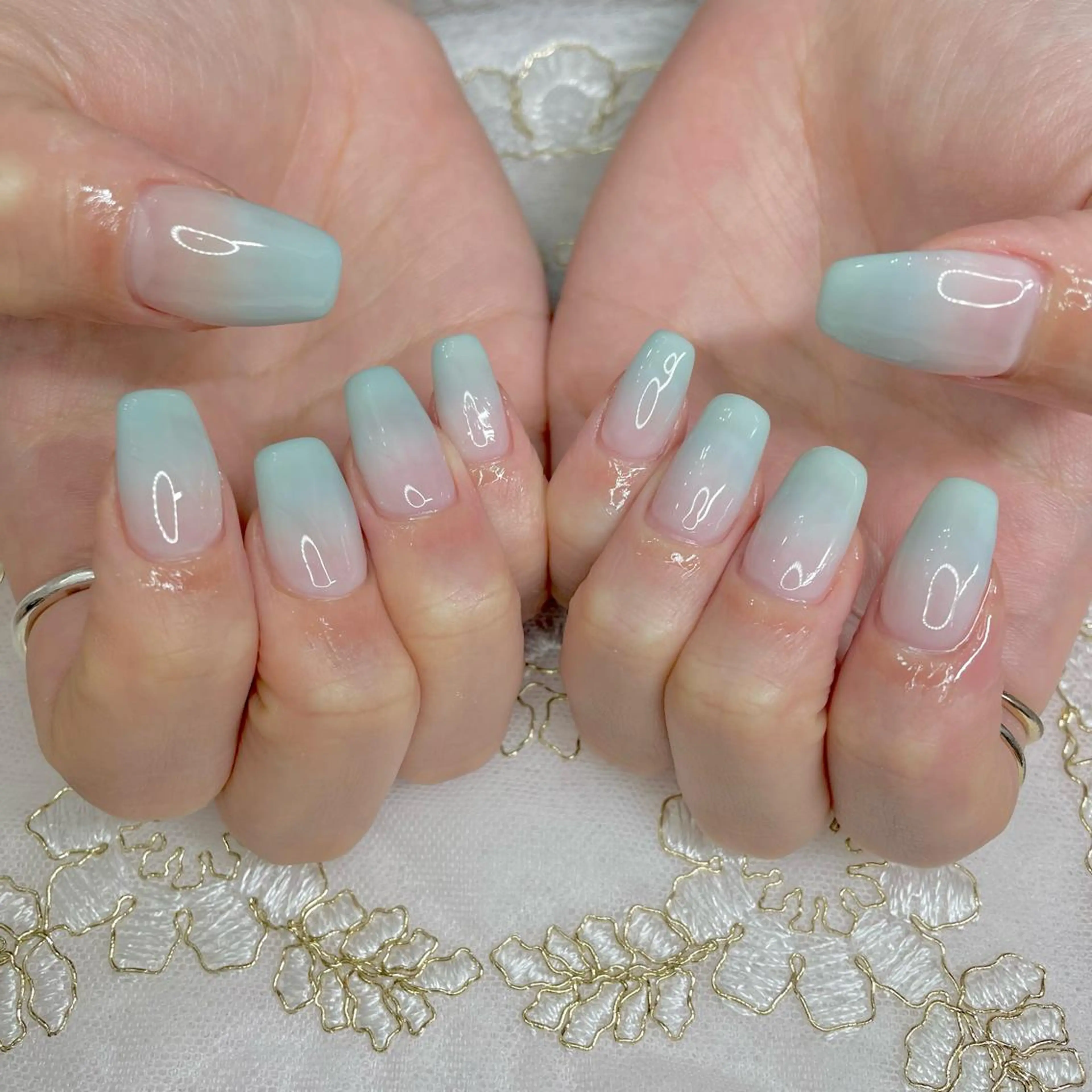 ネイル アートネイル オーロラネイル ジェルネイル 持ち込み ニュアンスネイル J terrace Nailのネイルデザイン