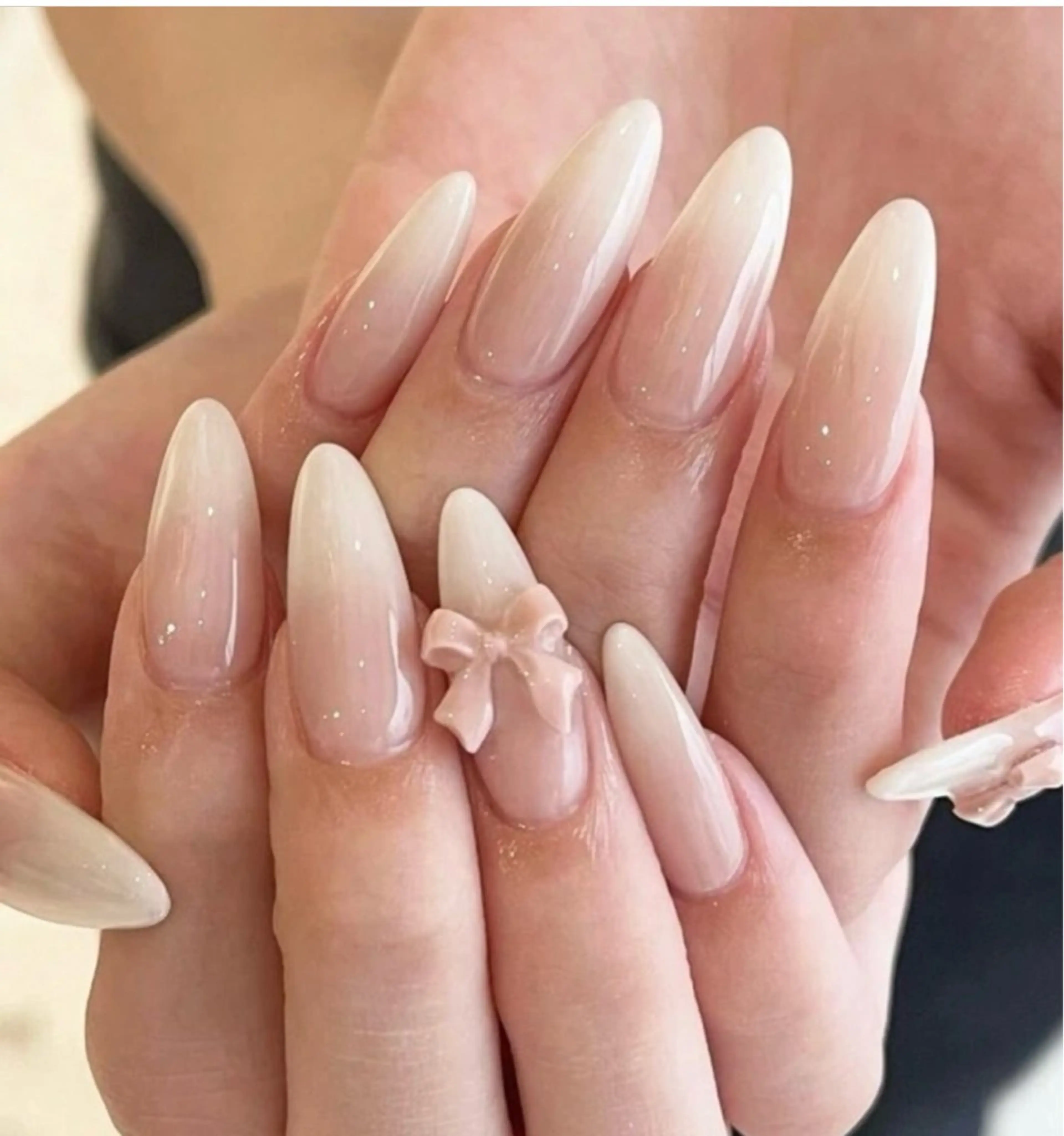 ネイル グラデーション キラキラネイル ピンク RUBY Nail 日暮里店のネイルデザイン