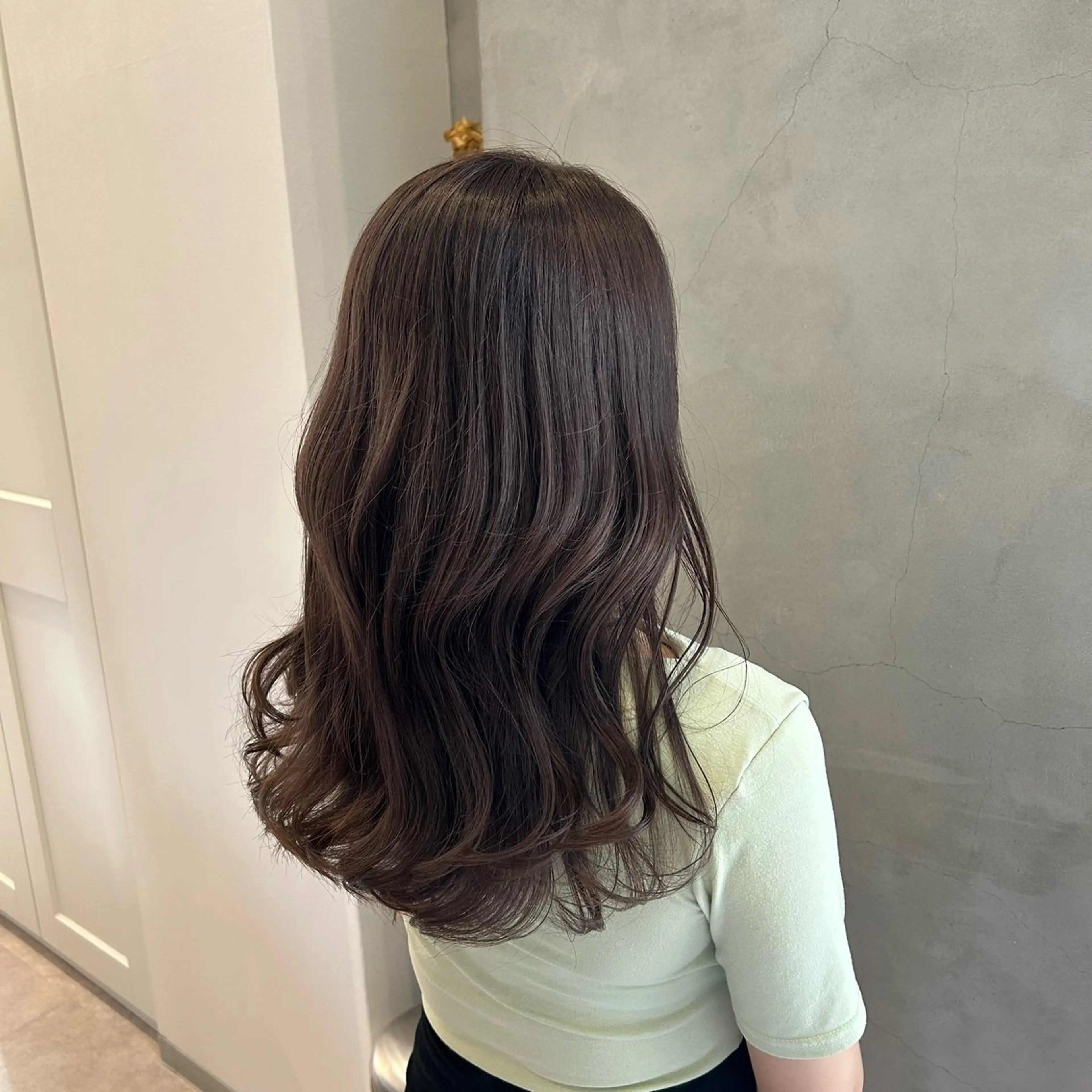ロング カラー 井手 孔介のヘアスタイル